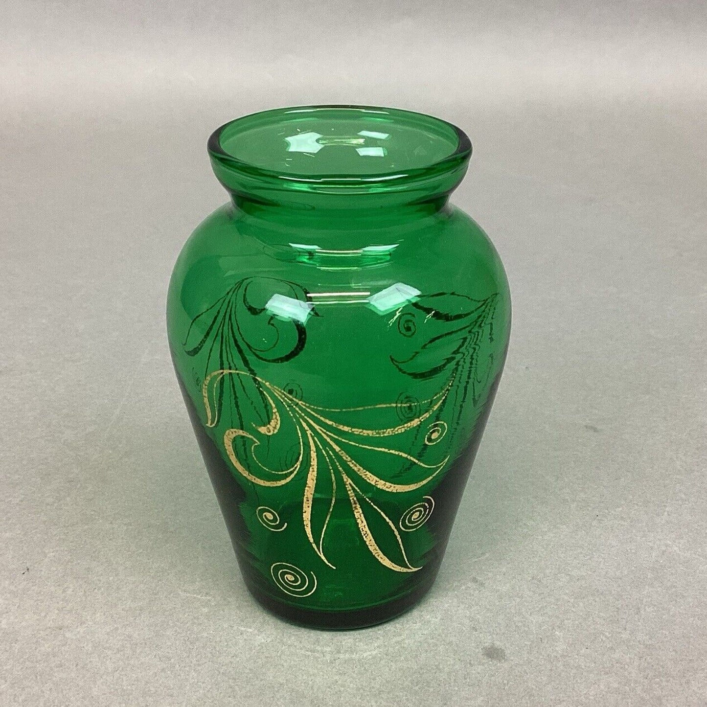 Vintage 1950s Anchor Hocking Emerald Green Mini Glass Vase - 3.75”