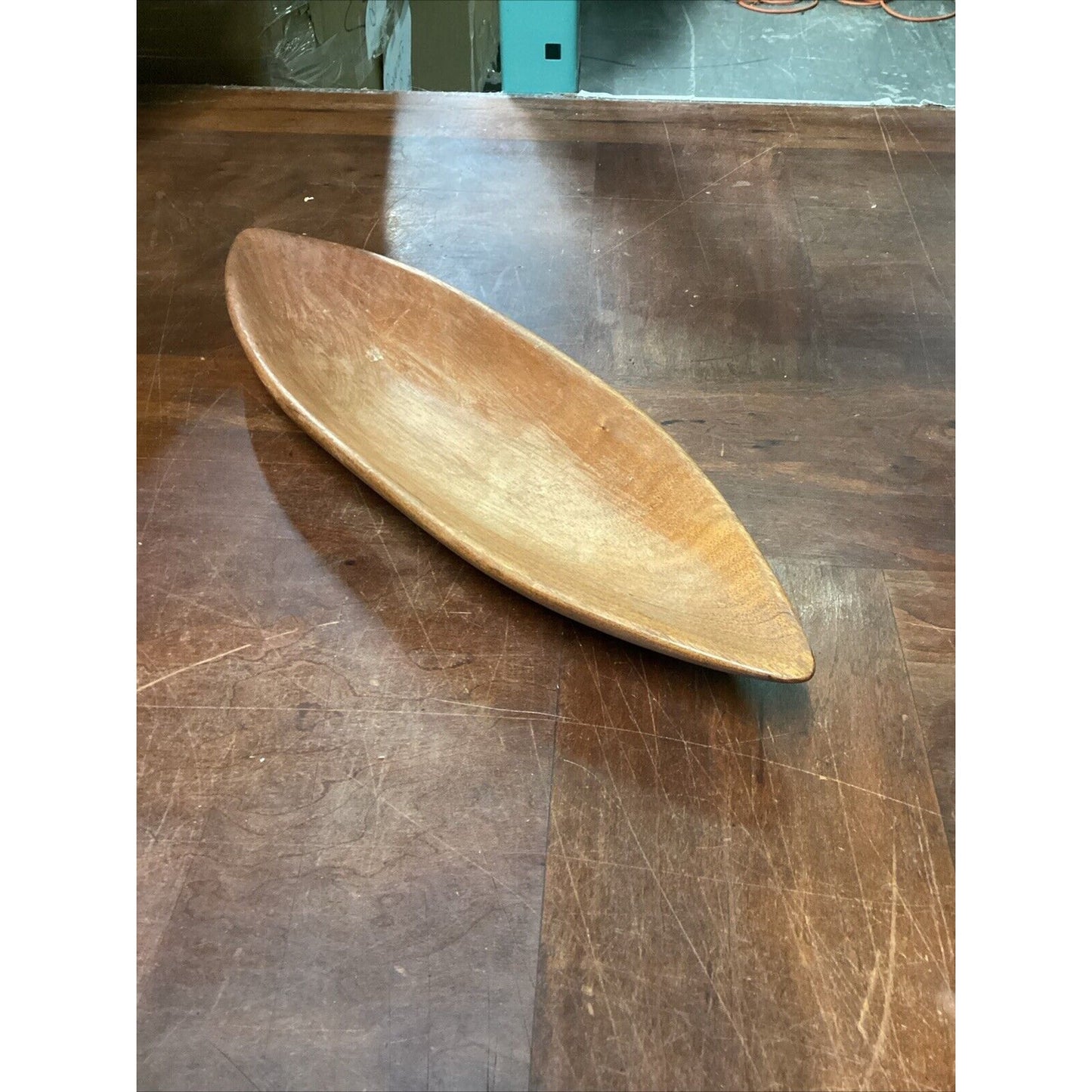 Vintage 18” Teak Monkey Pod Hawaiian Wood Bowl