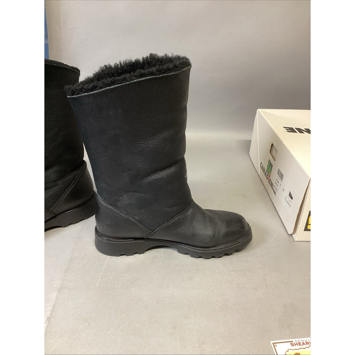 LA CANADIENNE Betty Black Genuine Shearling Fur Lined Mid Calf Boots - 8M