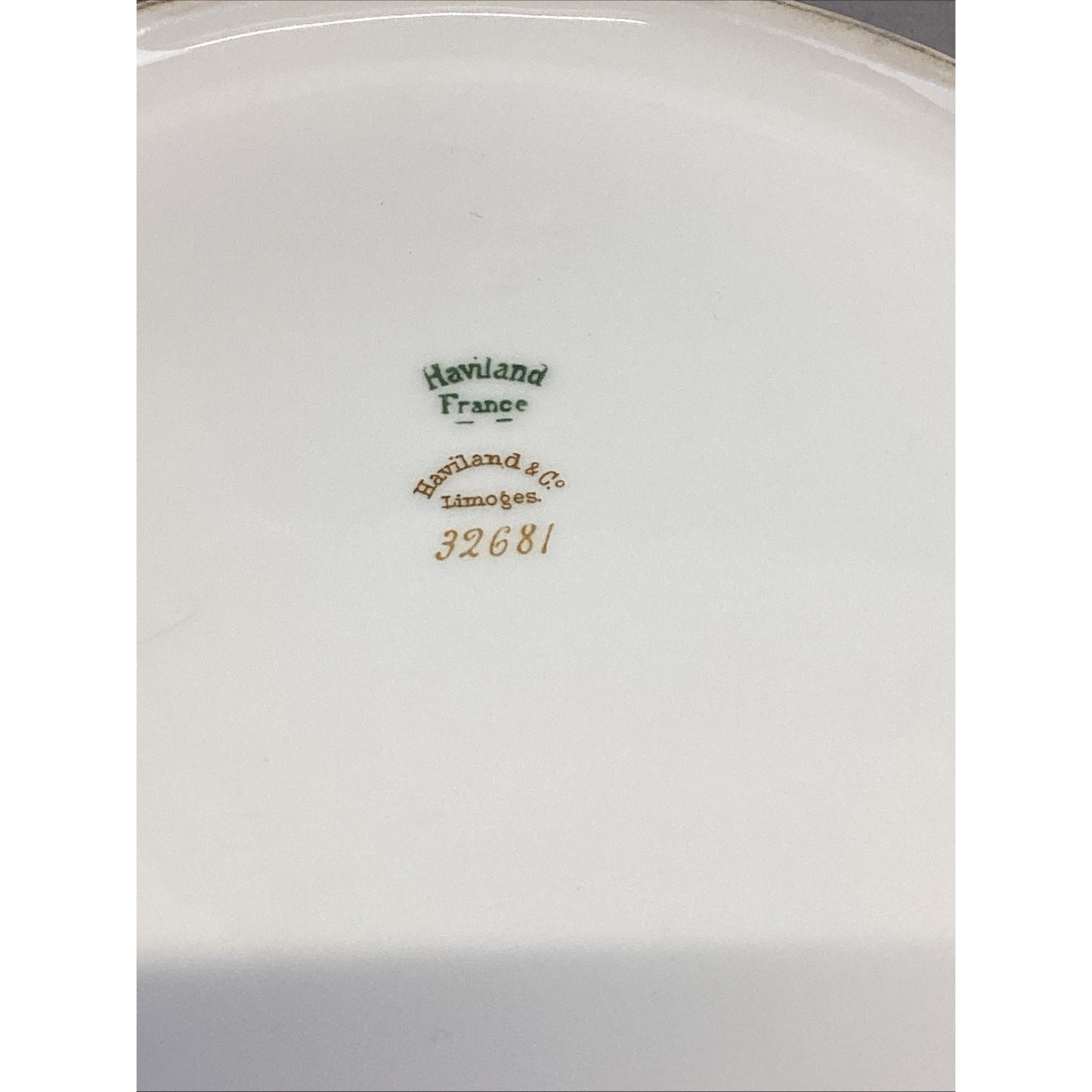Haviland Limoges Round Covered Vegetable Dish W/ Gold Trim - # 32681