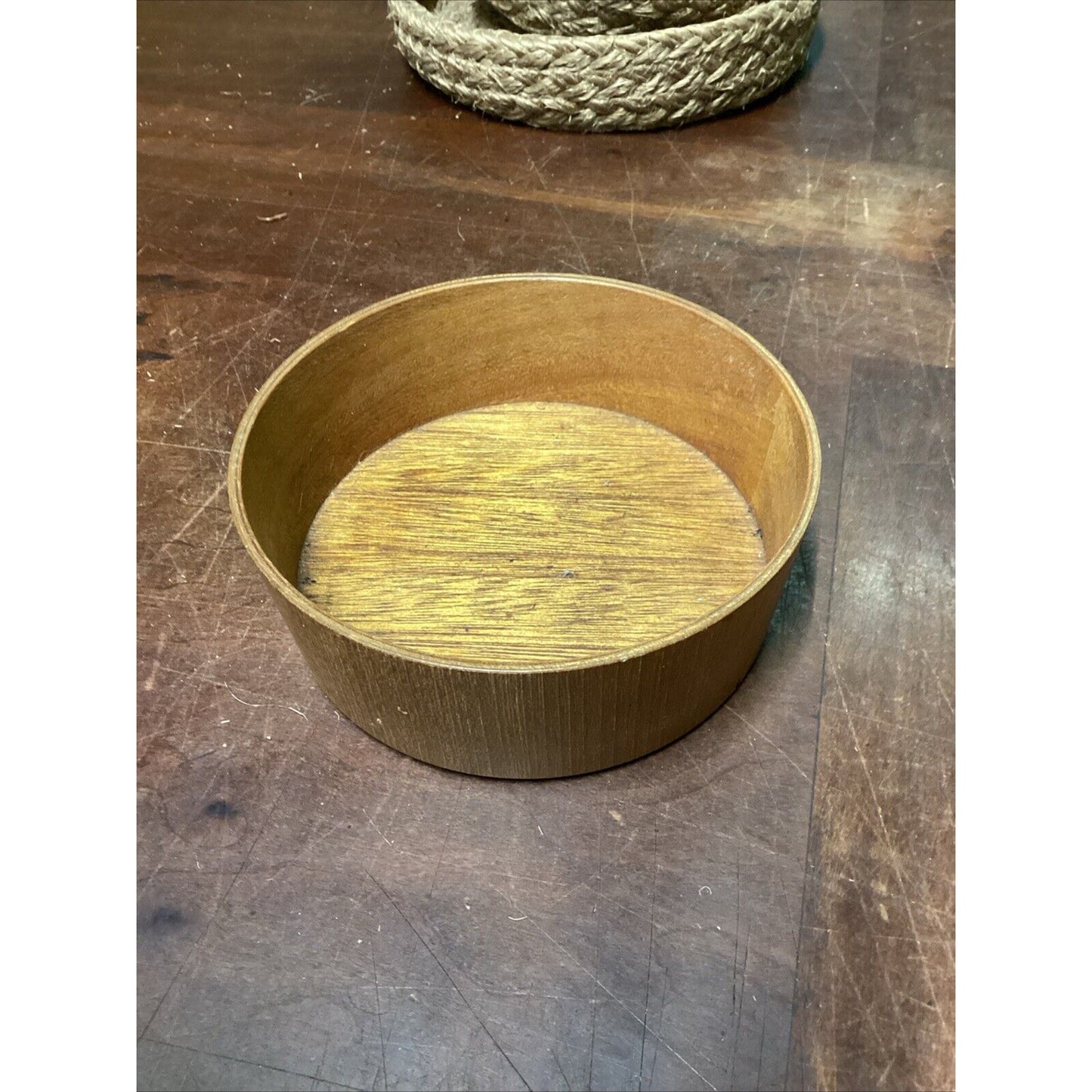 2 Corn Husk Rope Basket Trays & 3 Wooden Nesting Bowls