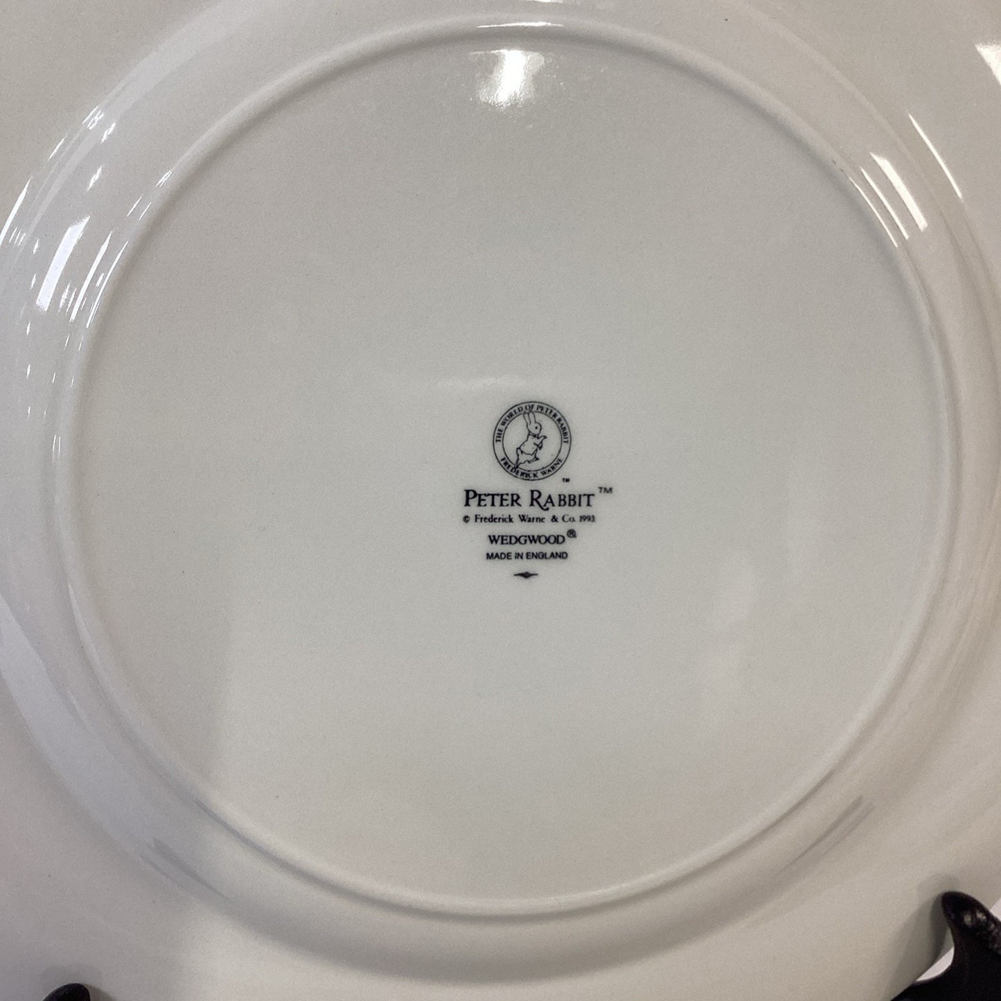 Wedgwood 1993 Peter Rabbit Plate Etruria Barlaston Beatrix Potter England 9.75"