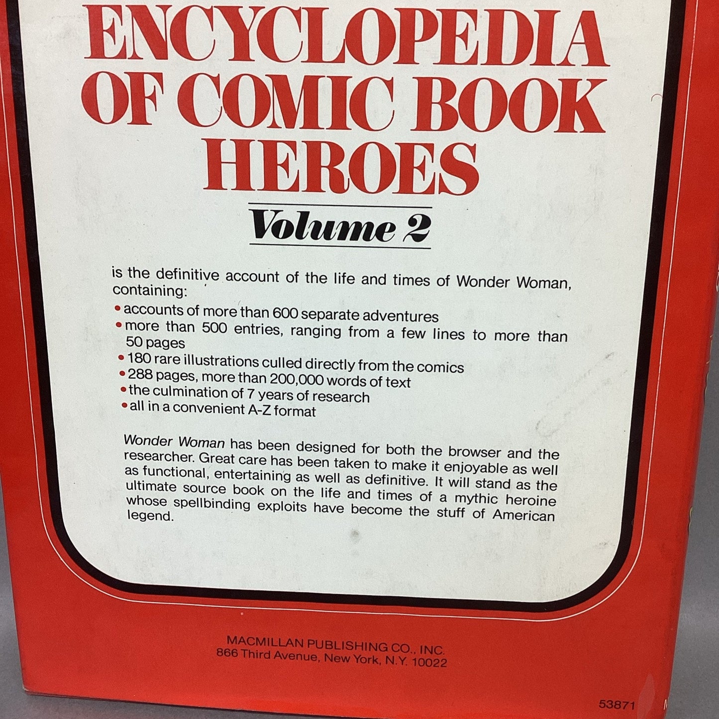 The Encyclopedia of Comic Book Heroes - 500 Entries - 1976 - Hardcover - 253 Pgs