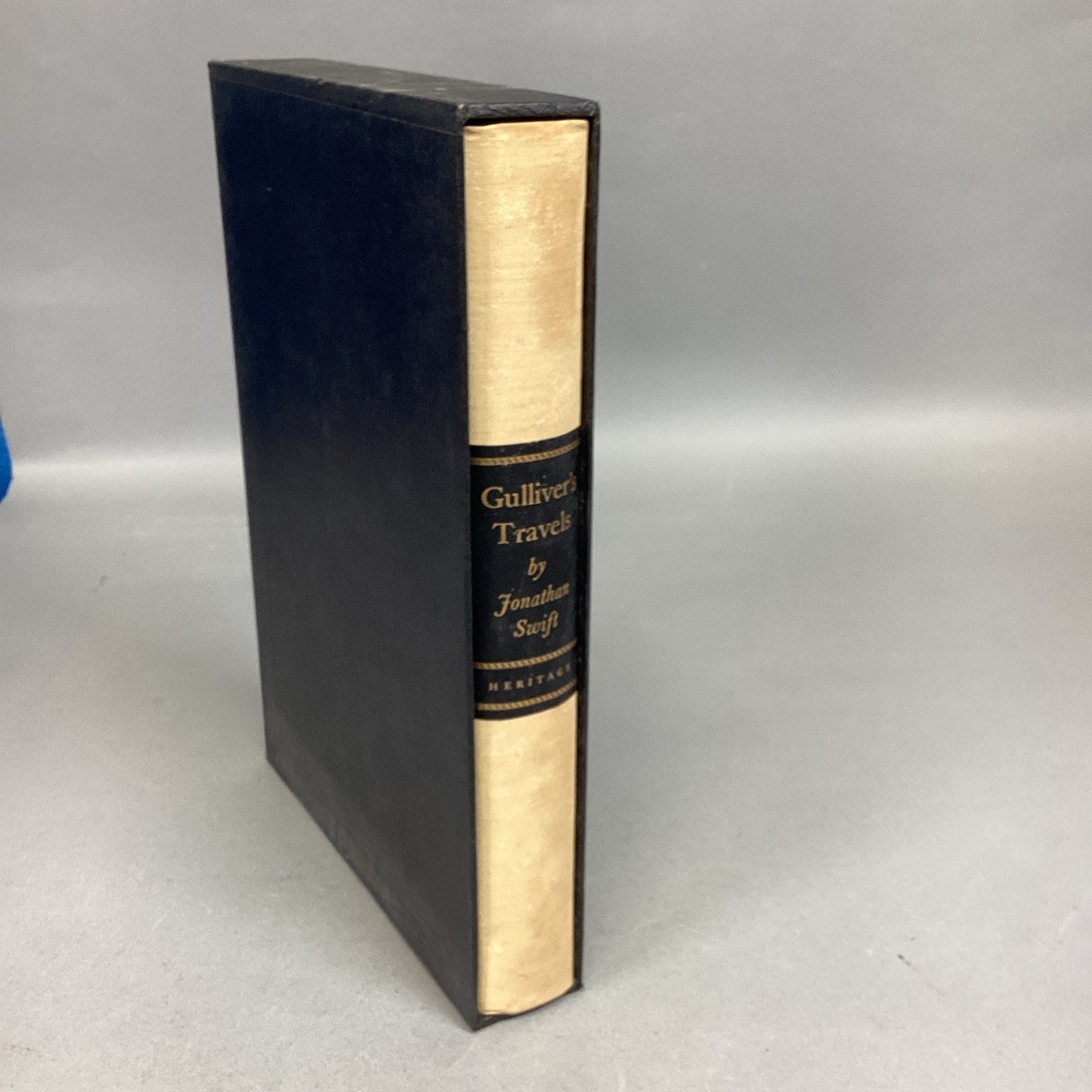 GULLIVER'S TRAVELS In Slip Case • Jonathan Swift • 1940 - W/ Sandglass Illustrat