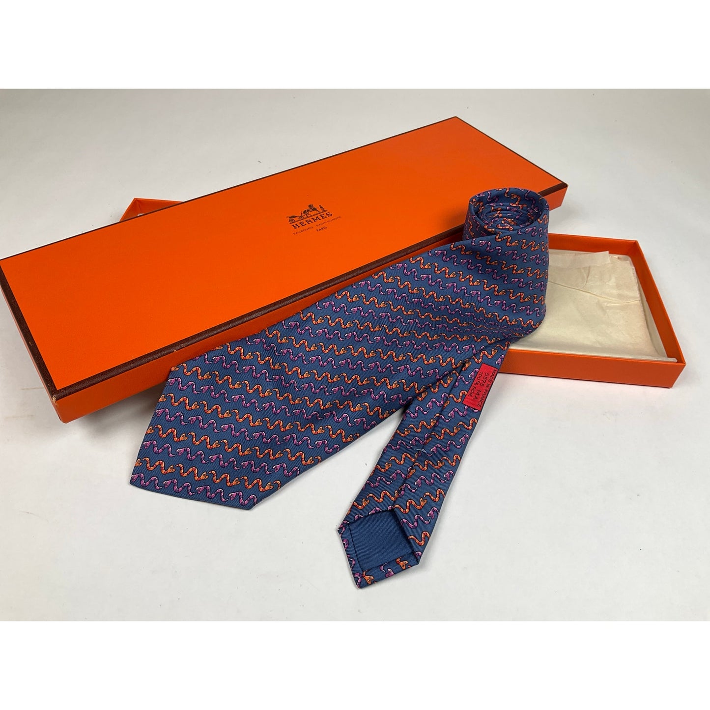 Men’s Hermès Snake Tie REF: 5575 MA | No Box