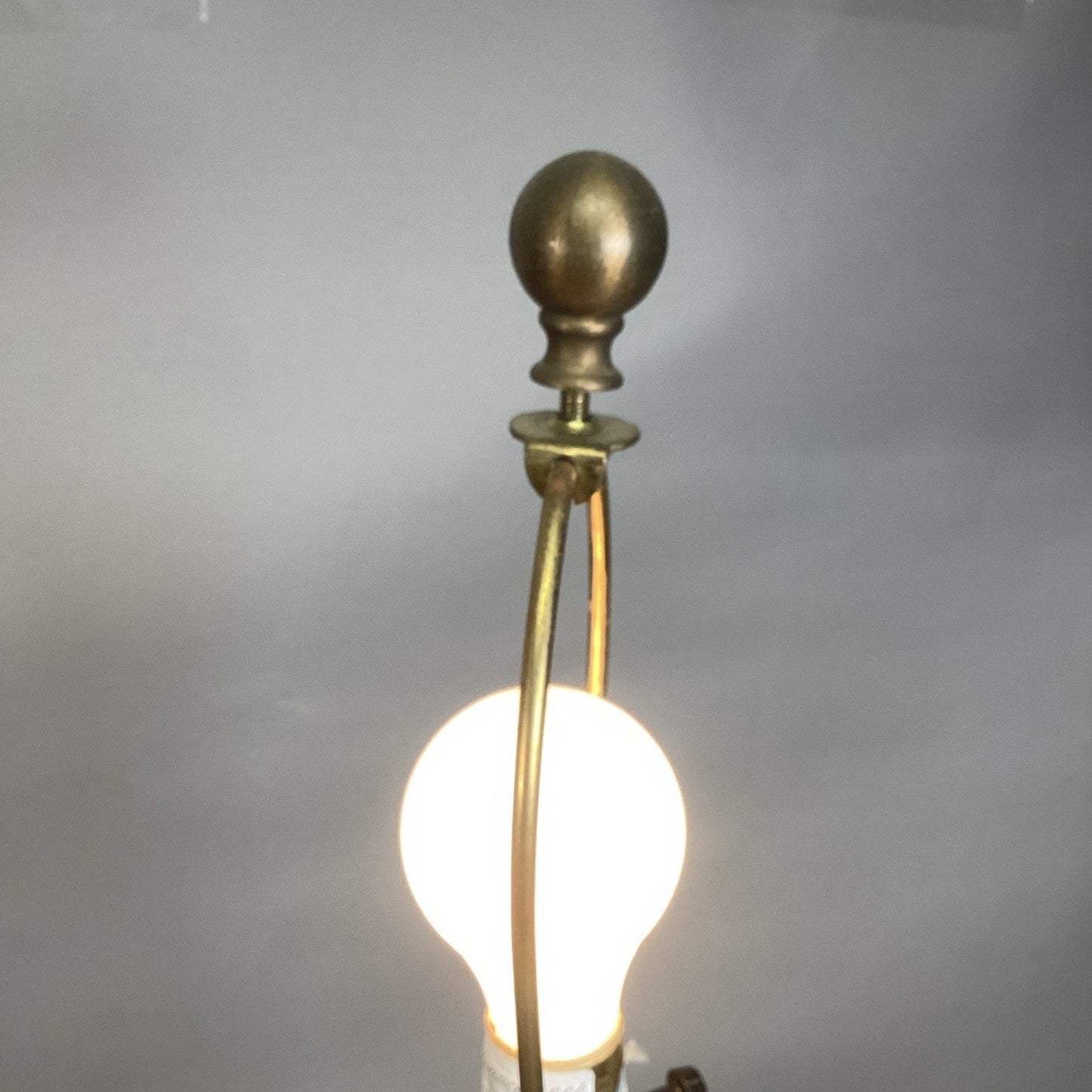 Renaissance 2000 Modern Lucite Lamp - 31.5”H