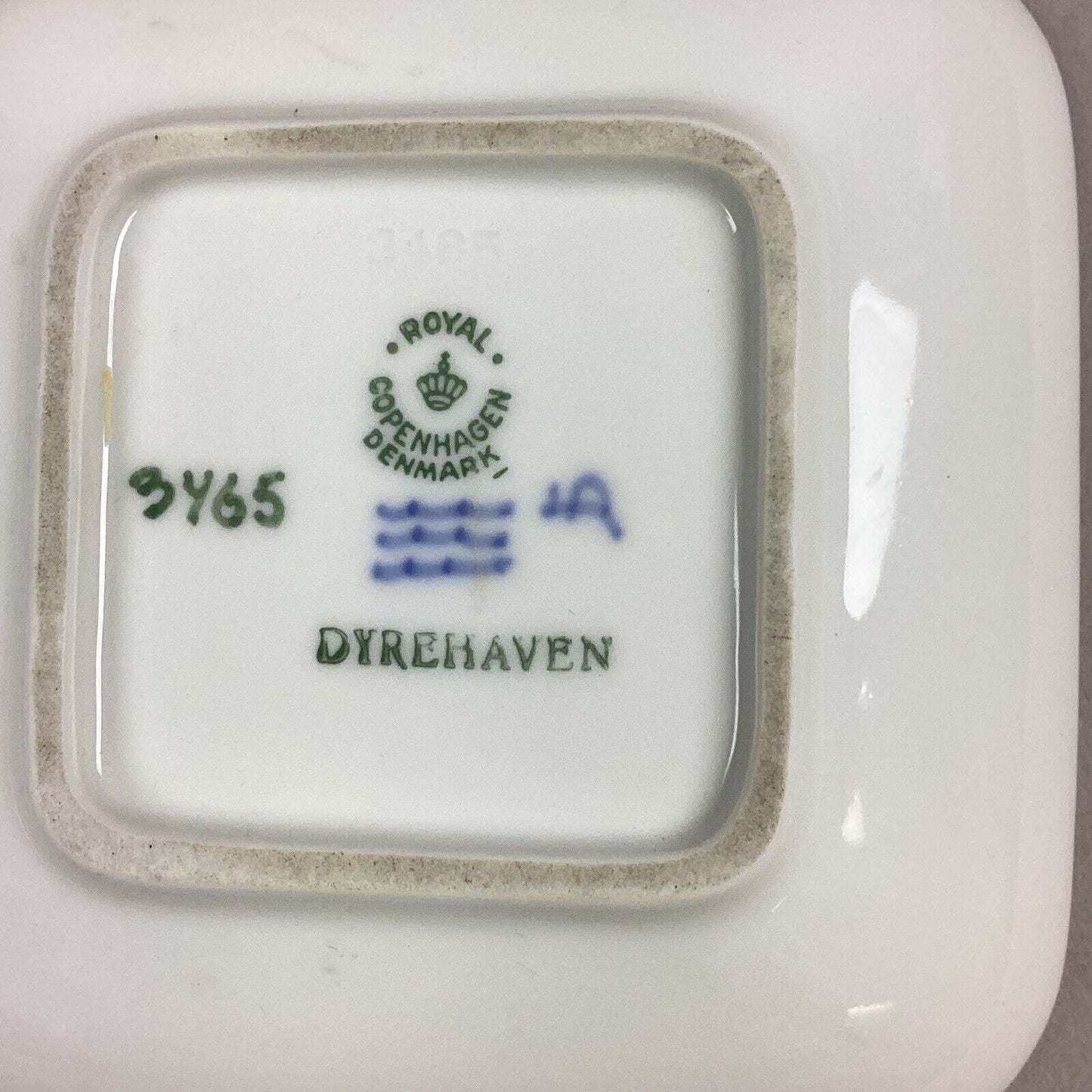 Royal Copenhagen, Dyrehaven #3465, Mother & 3 Fawn Trinket Dish - 5”