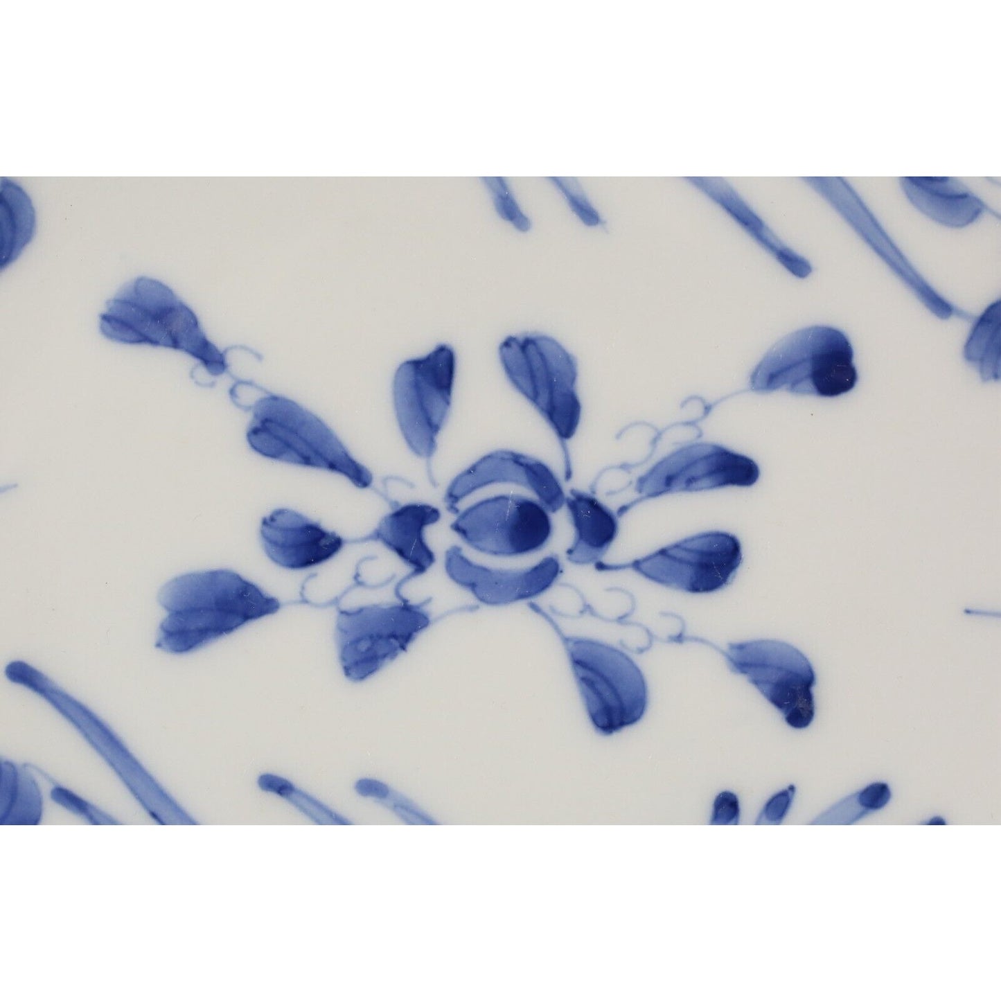 Set of 5 Japanese Porcelain Plates