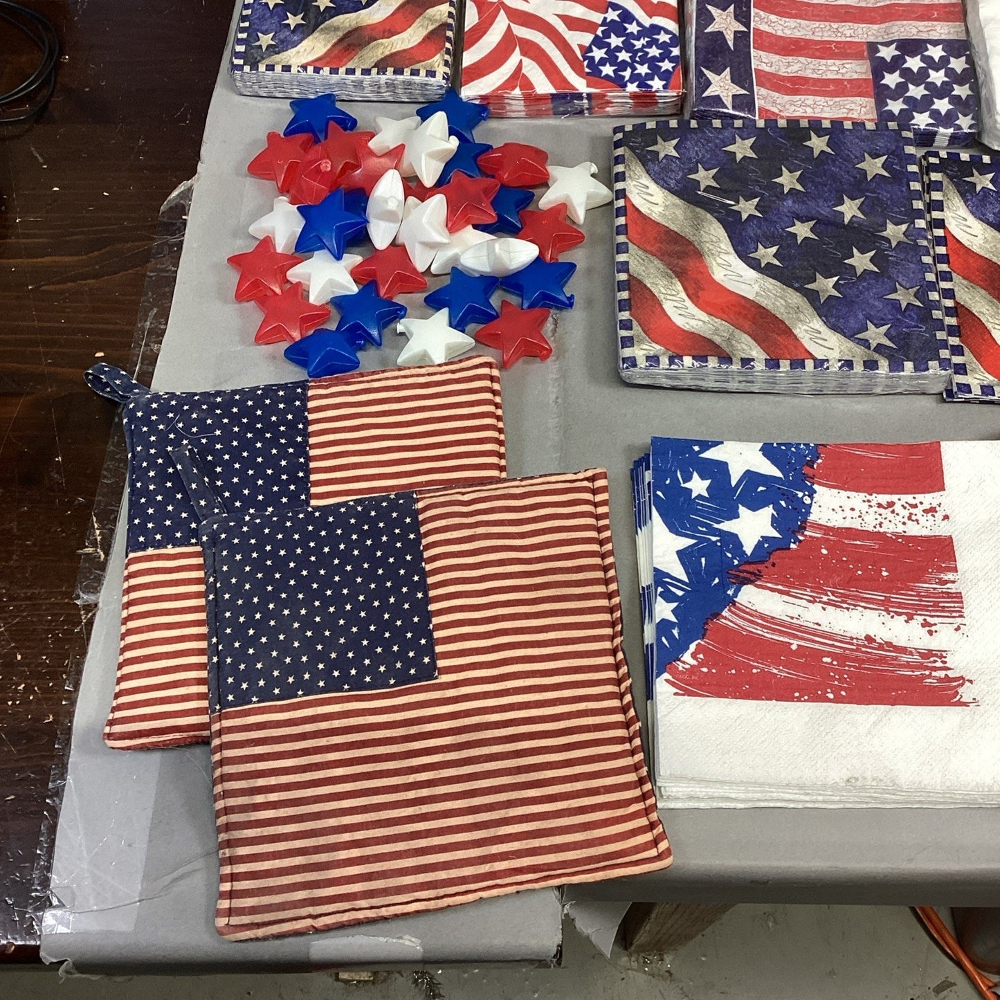 Lot Of 20 July 4th American Flag Decorations- Platters/Plates/Napkins/Ice Cubes
