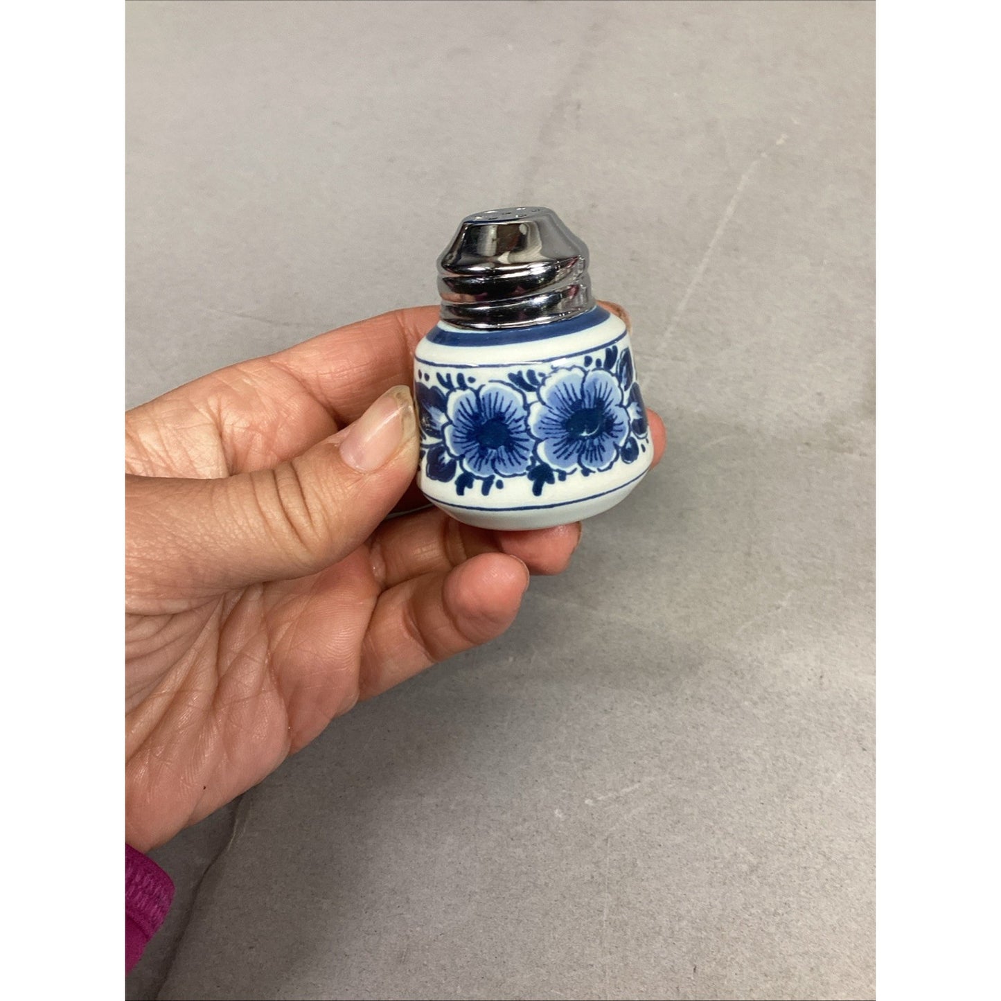 Delft Salt & Pepper Shakers W/ 4 Delft Napkin Ring Holders
