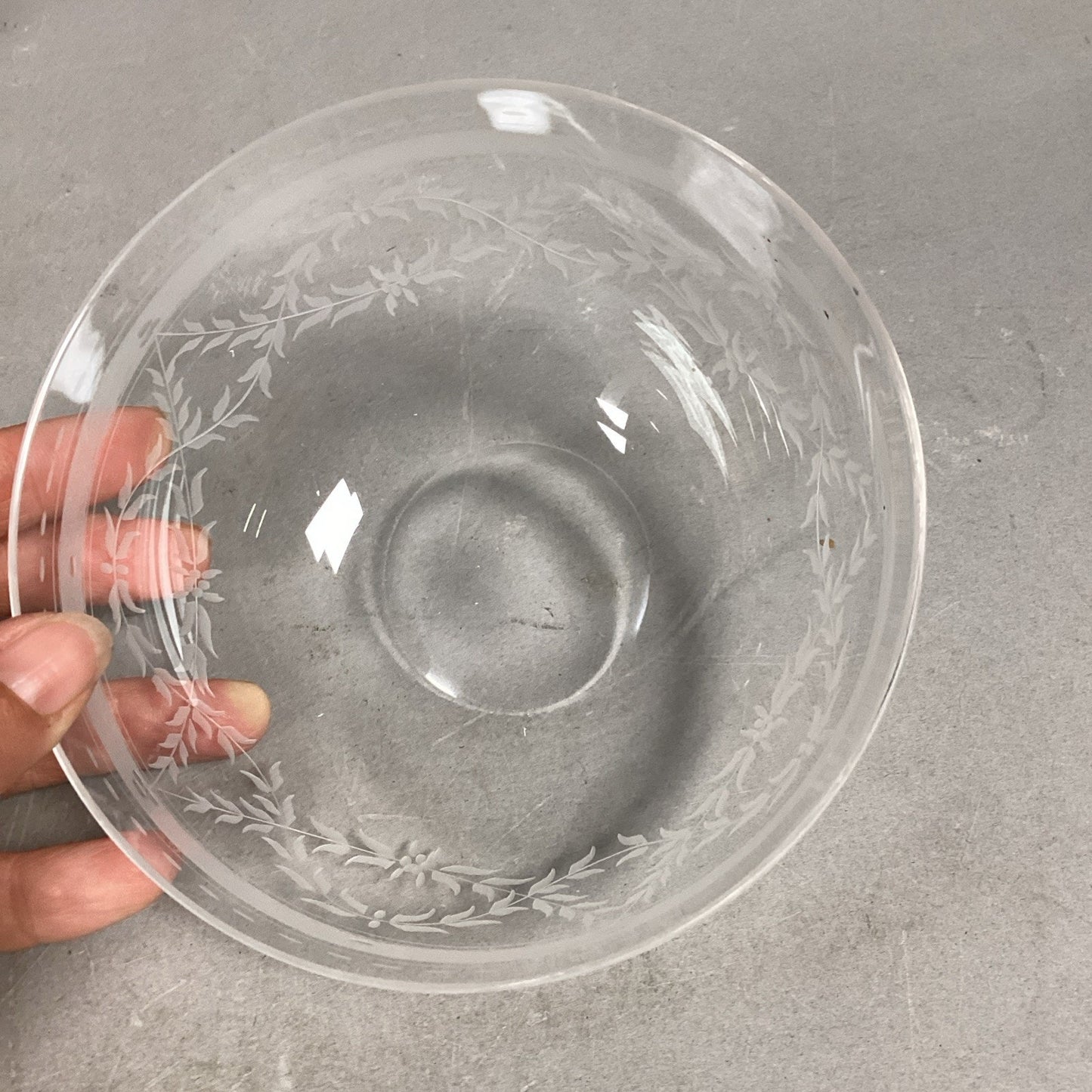 Set Of 3 Frosted Design Berry Or Dessert Bowls - 5”D
