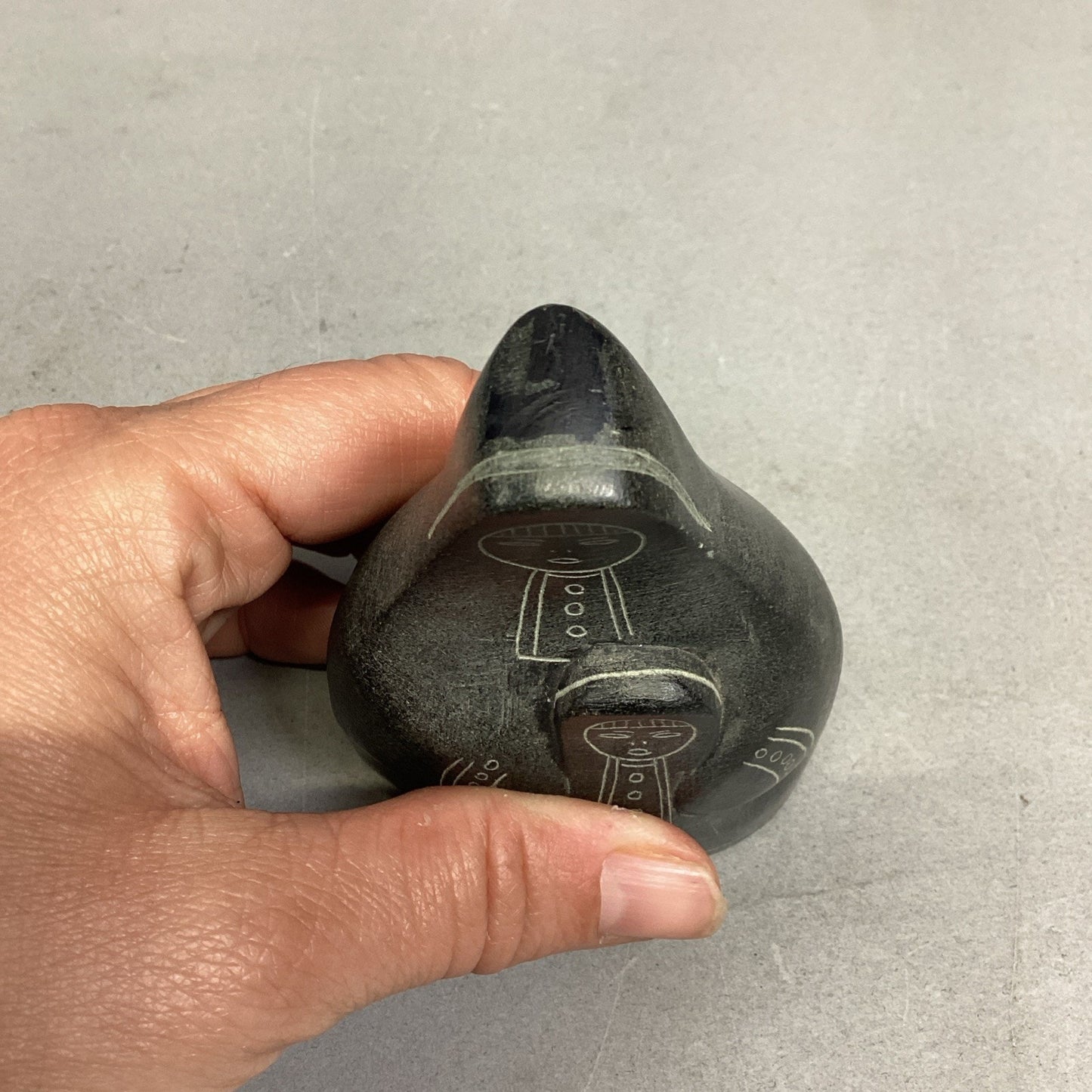 Vintage Russian Eskimo Inuit Mother Child Apt 603 Carved Soapstone Statue- 3.25”