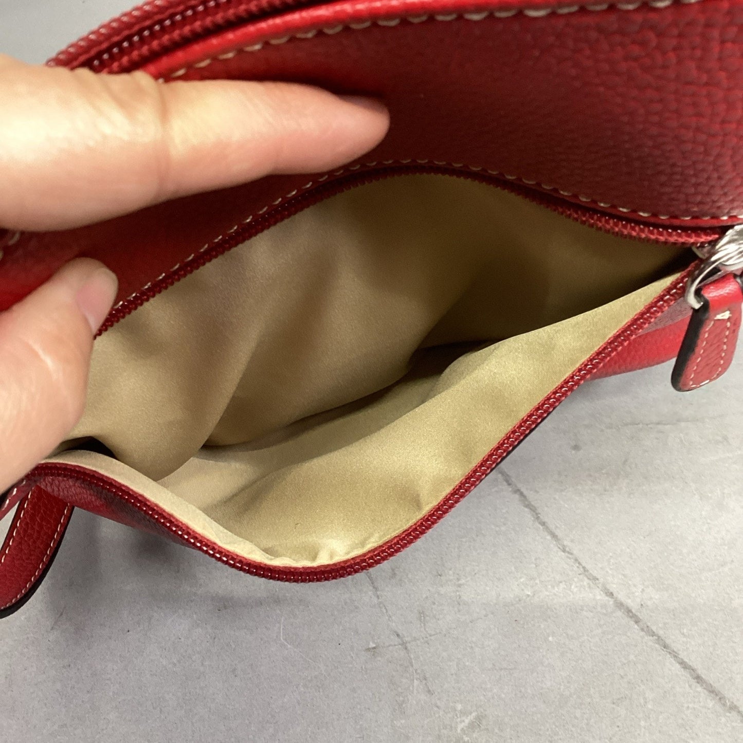Giani Bernini Red Leather Shoulderbag With Adjustable Strap