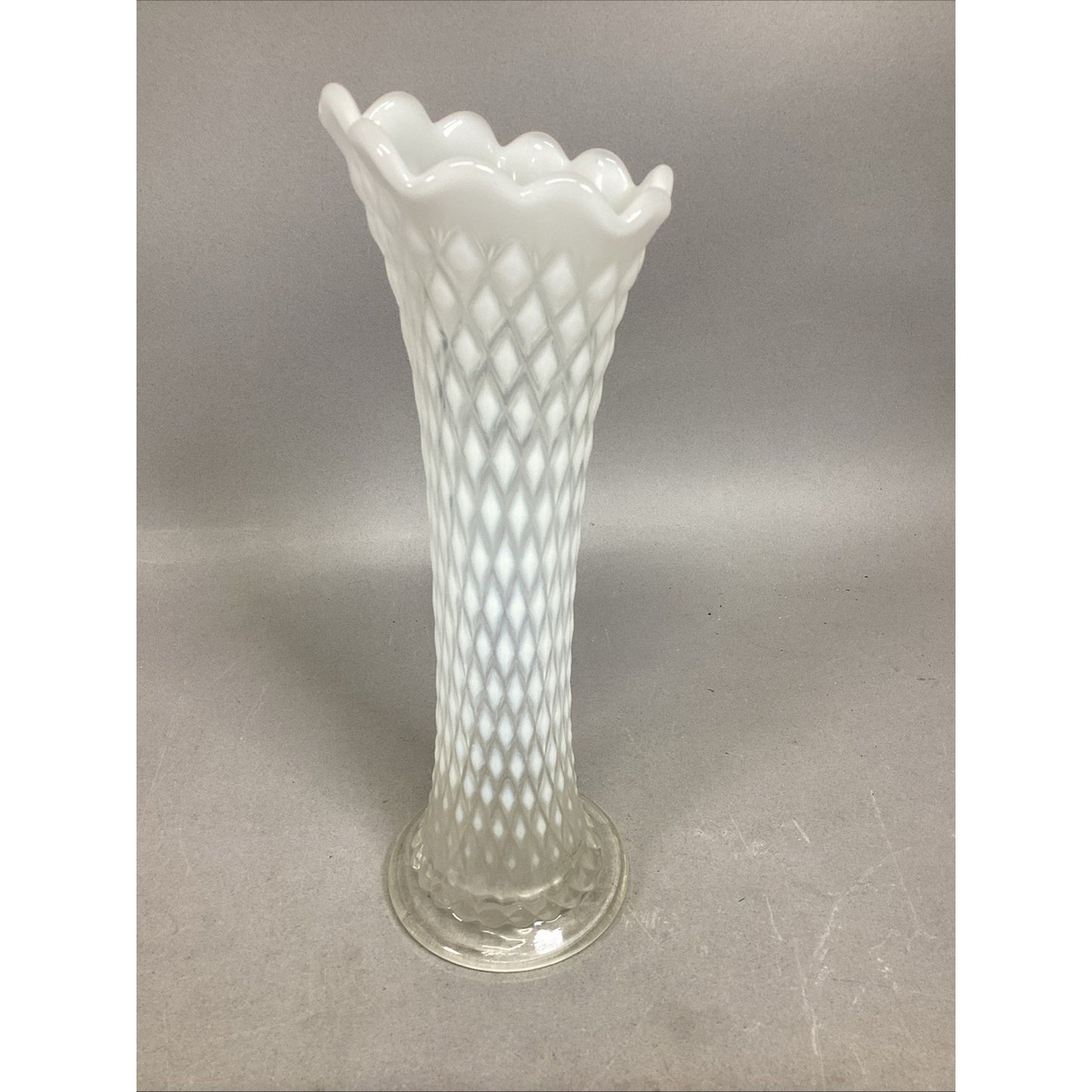 VTG Northwood Glass Diamond Point EAPG Ruffled Vase - Opalescent White - 11” H