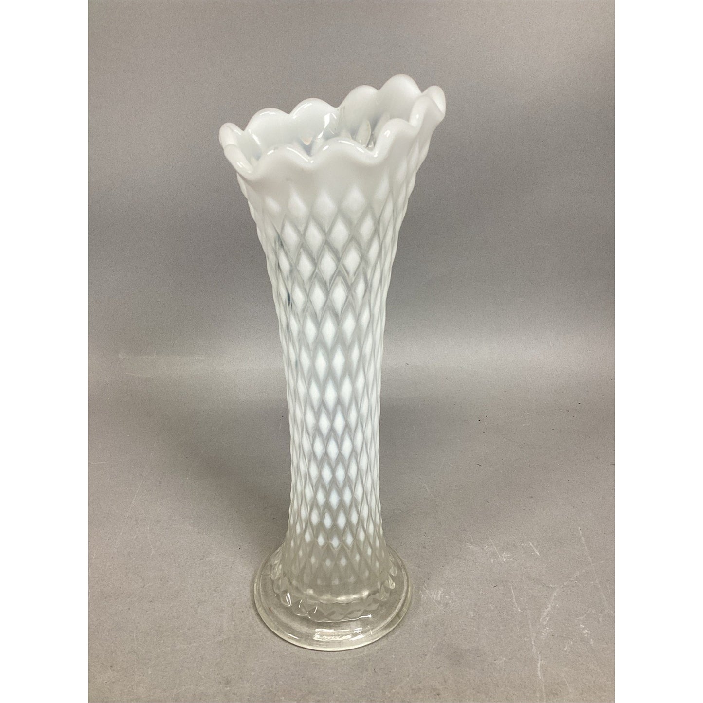 VTG Northwood Glass Diamond Point EAPG Ruffled Vase - Opalescent White - 11” H