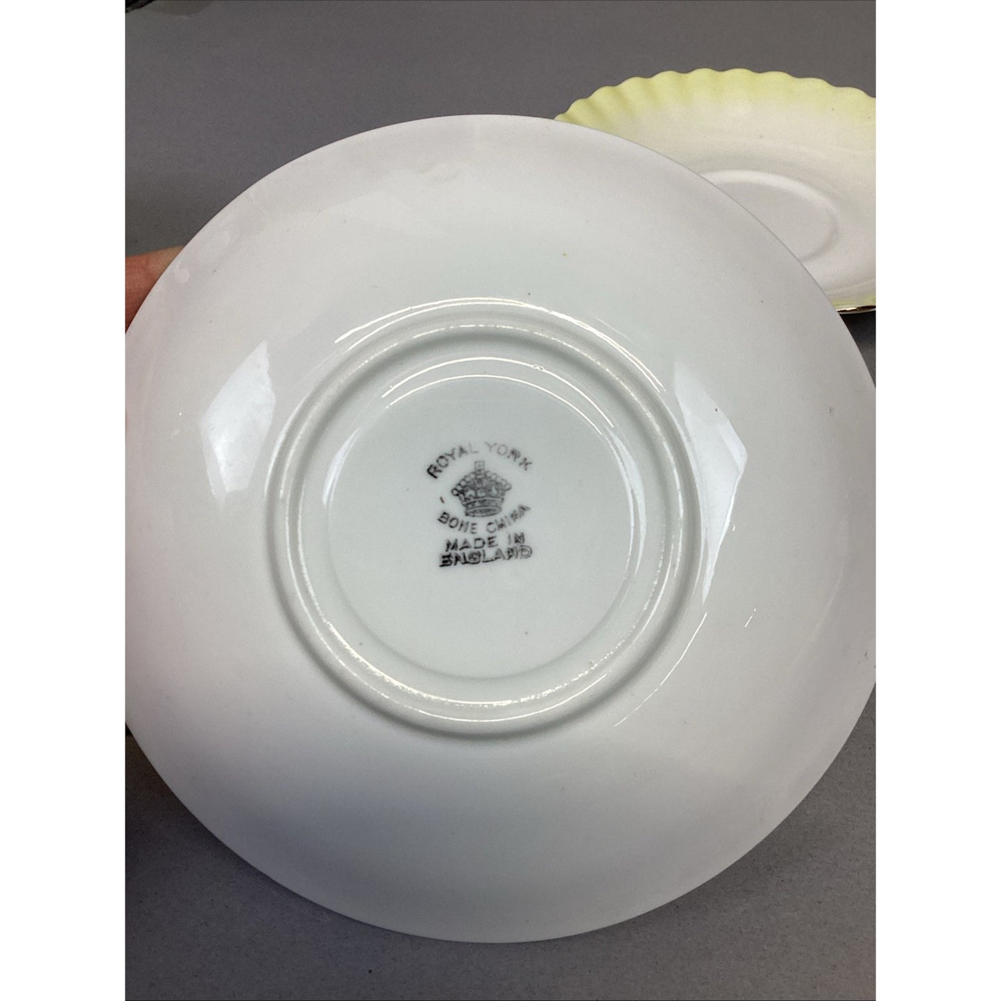 VTG Miscellaneous Lot Of 9 - Royal Albert/Royal York/Aynsley Cups/Saucers/Plates