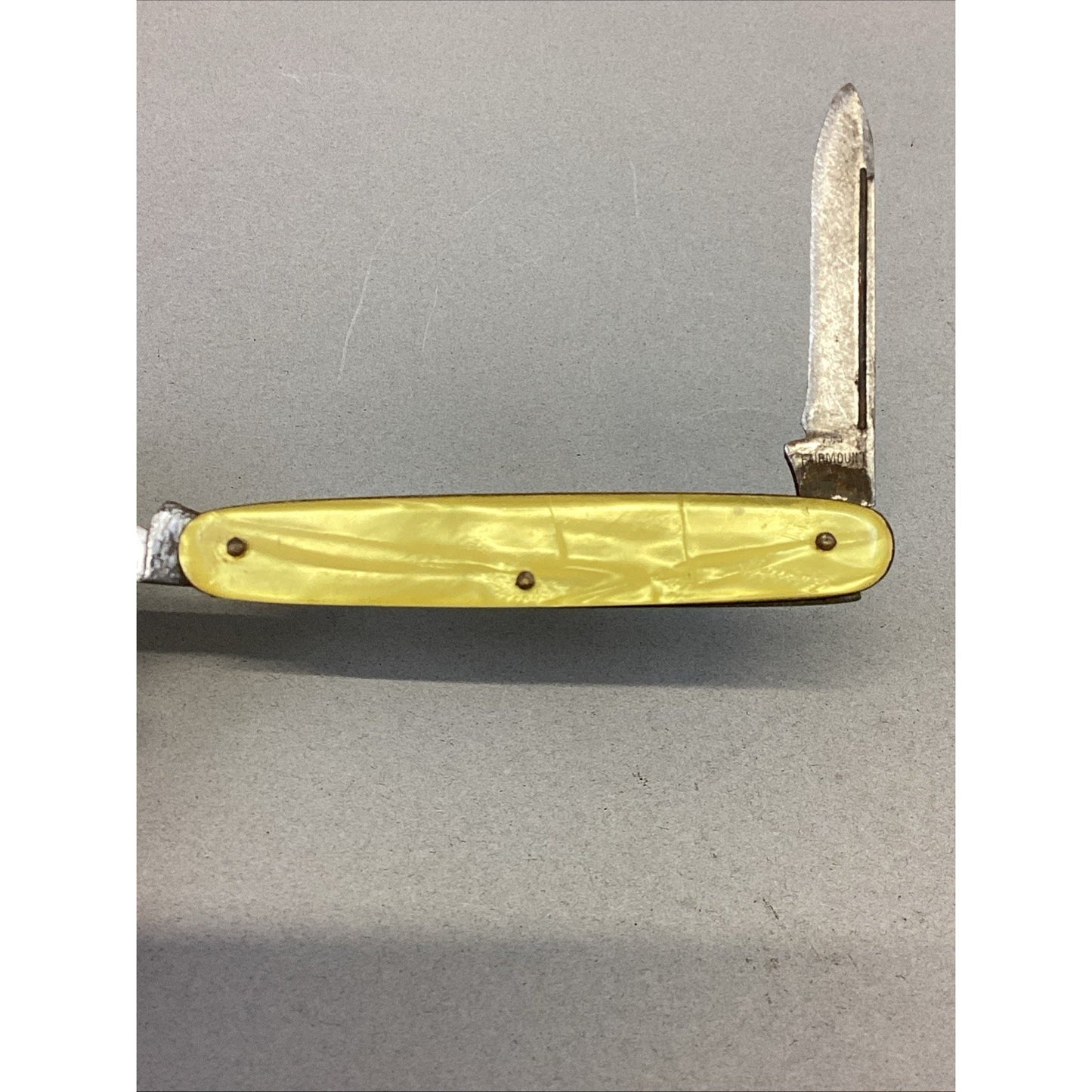 Vintage Yellow Fairmount Cutlery Co. 2 Blade Pocket Knife