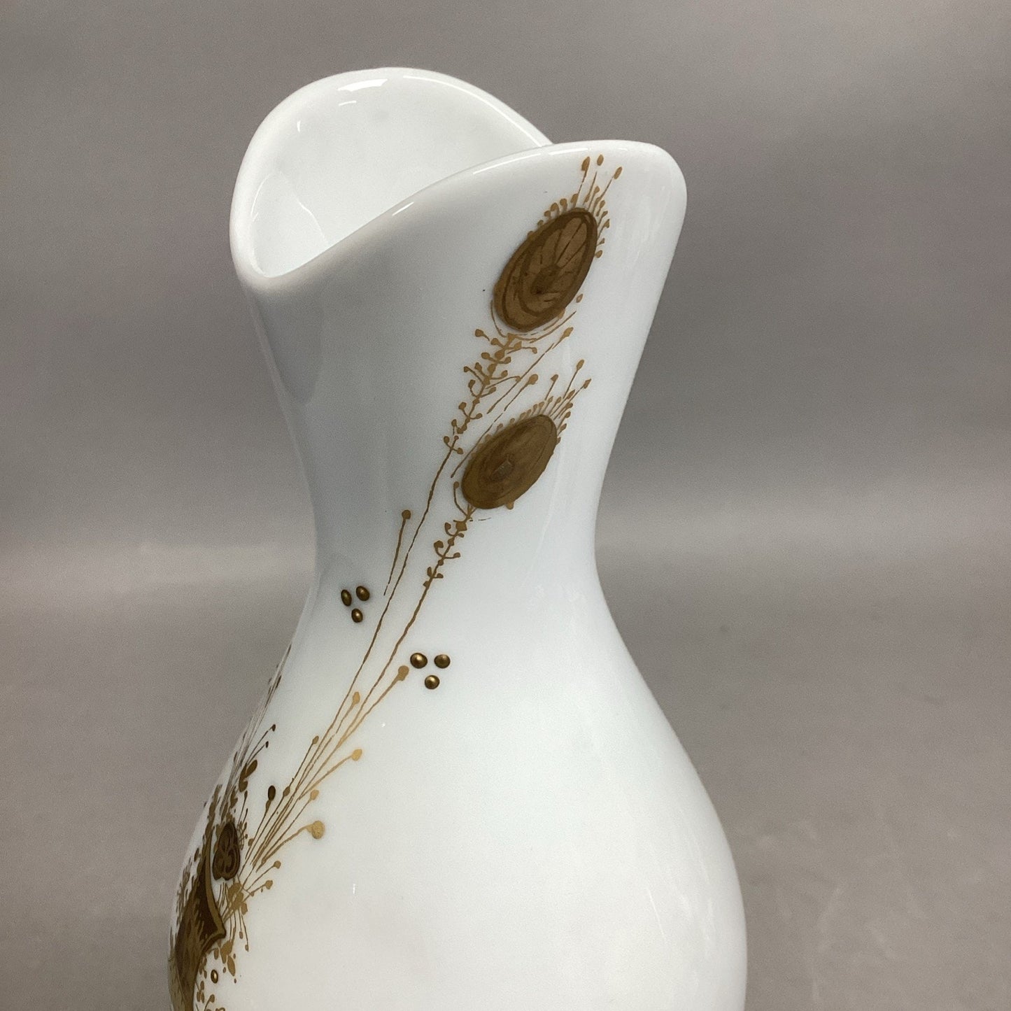 Bjorn Wiinglad Rosenthal Porcelain & Gold Decorative Vase - Germany - 13”H #1583