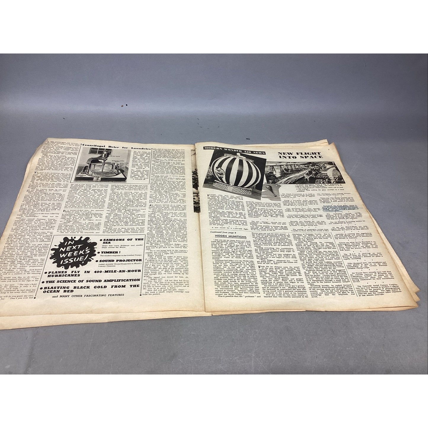 Rare VTG MODERN WONDER Magazine- September 24, 1938 W/ Union Pacific RR Keychain