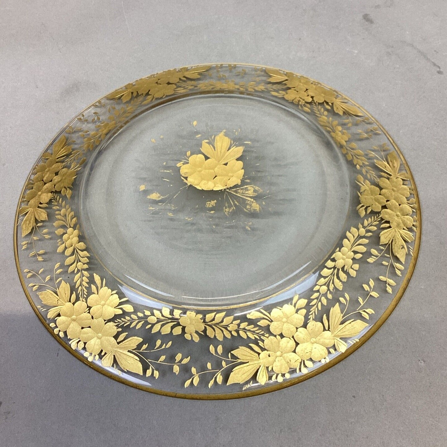 Gold Flower Glass Pitcher - 7”H And Dinner Plate Set - 9.5”D
