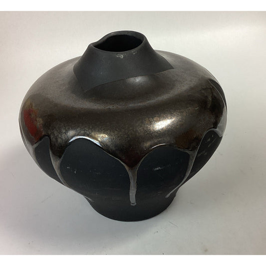 Vintage Haeger Pottery Vase W/ Drip Effect - #4415 - 9”H - American Made