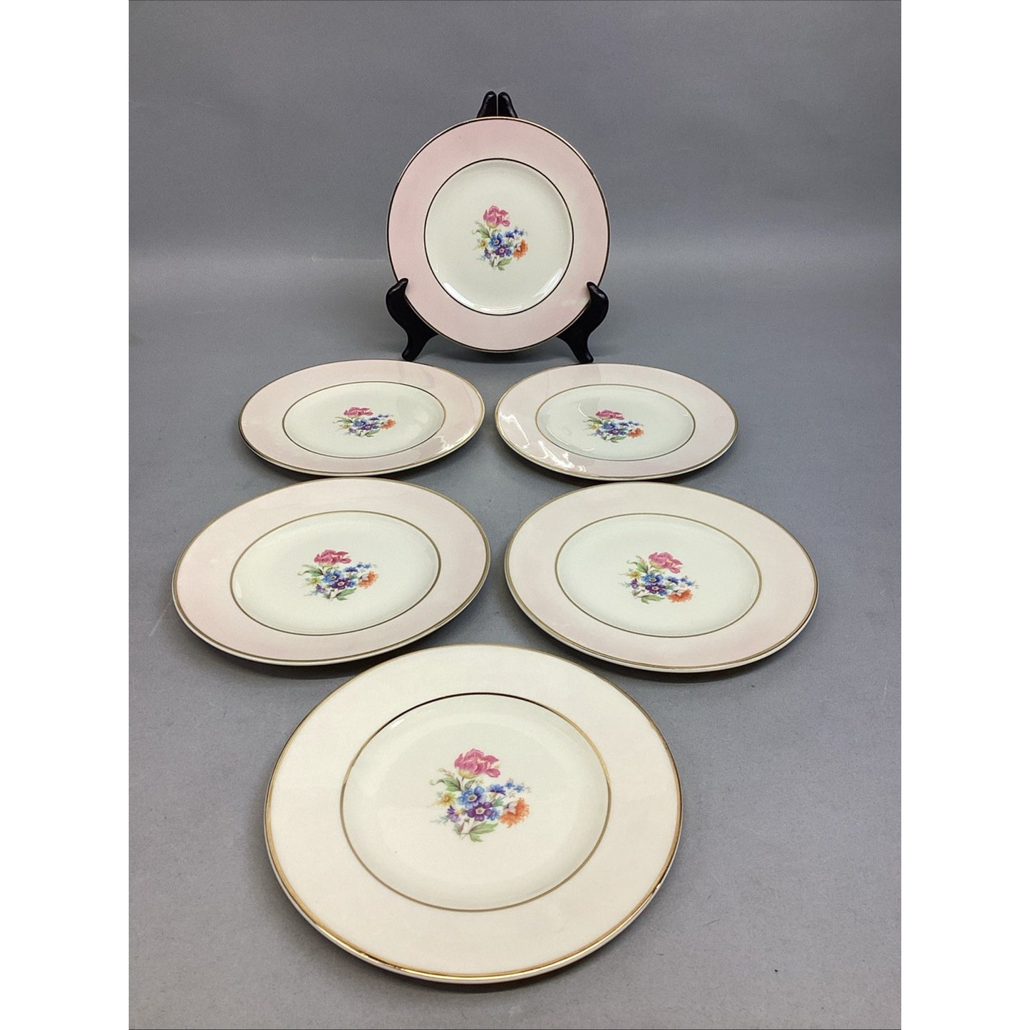 6 Vintage Aberdeen Floral 7” Salad Bread Dessert Plates with Gold Trim