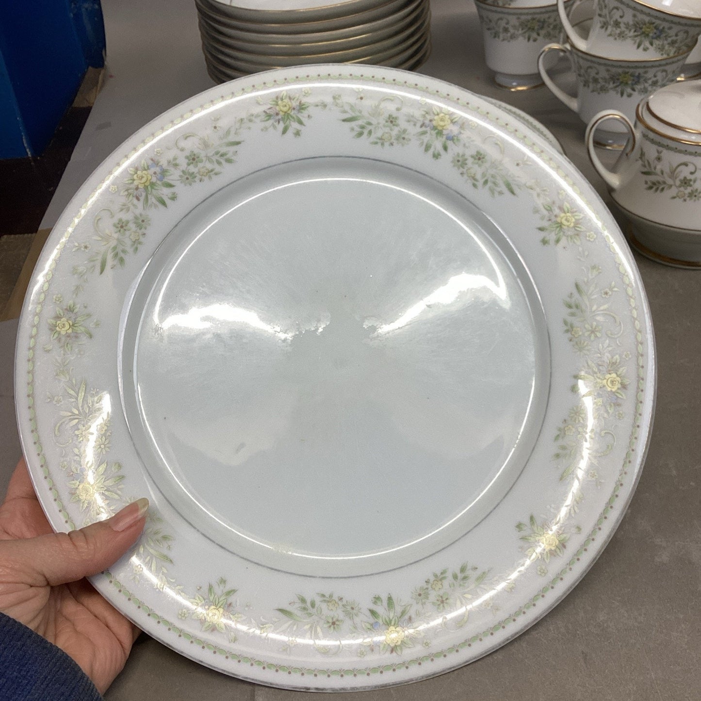 Set Of 58 Noritake Green Hill Fine China Set #2897 - Plates, Bowls, Cup/Saucers