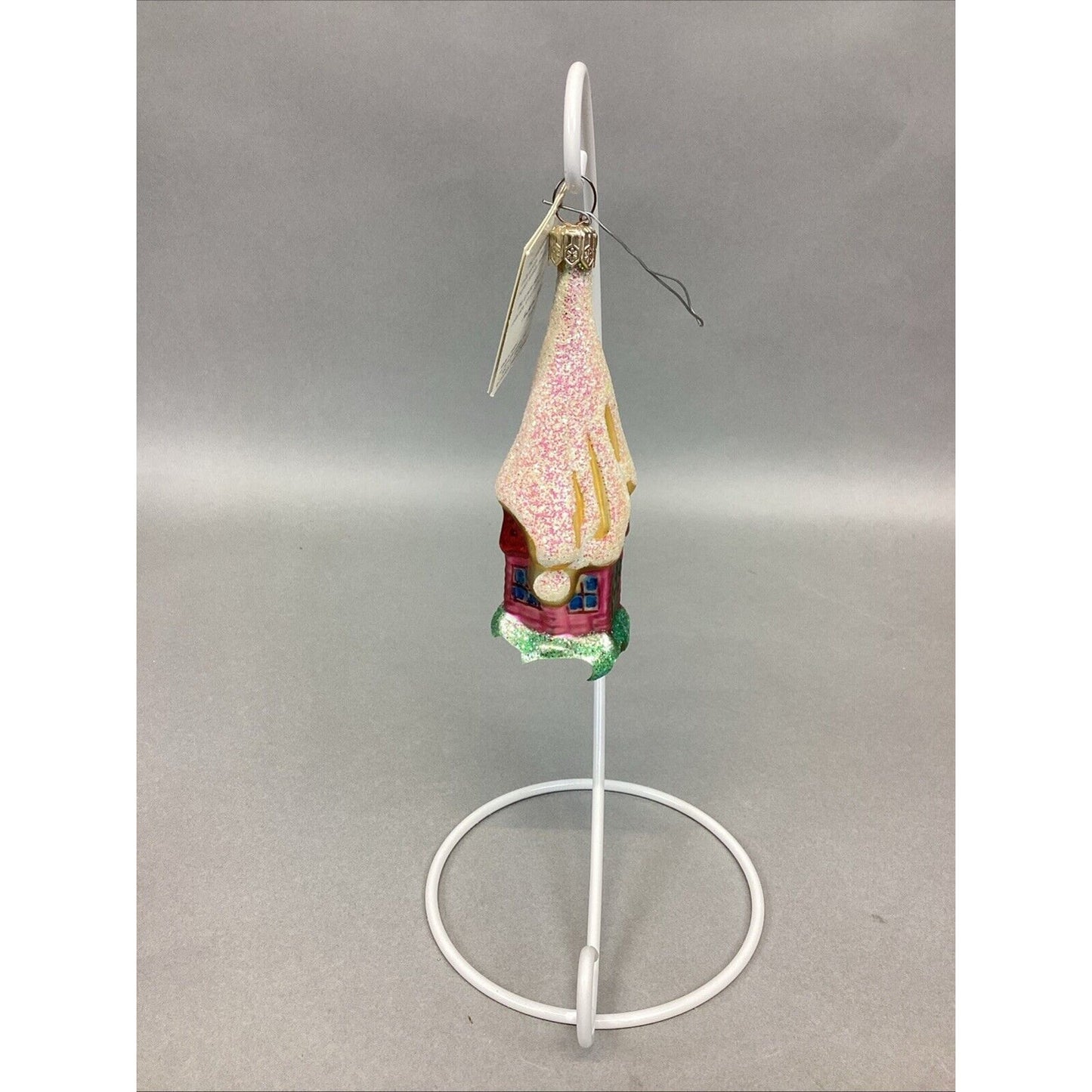 Radko Bird & Breakfast, Church & Snow House - Damaged