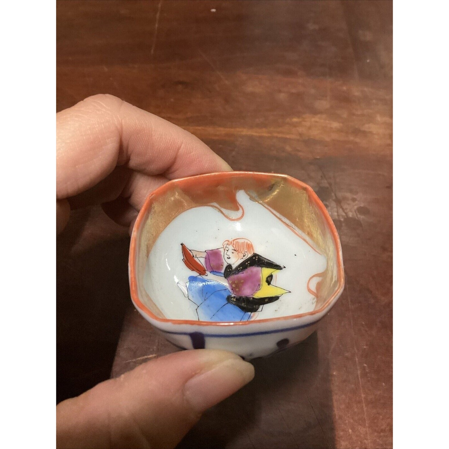 Vintage Porcelain Hand Painted Chinese Japanese Asian Trinket Dish - 1”Hx2”D