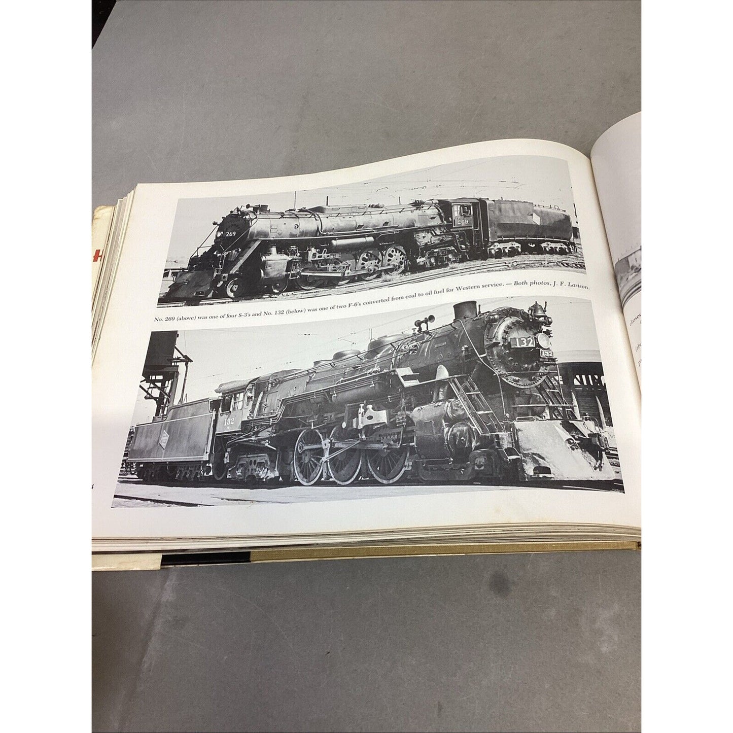 The Hiawatha Story by Jim Scribbins Milwaukee Wisconsin Railroad 1970 Hardcover