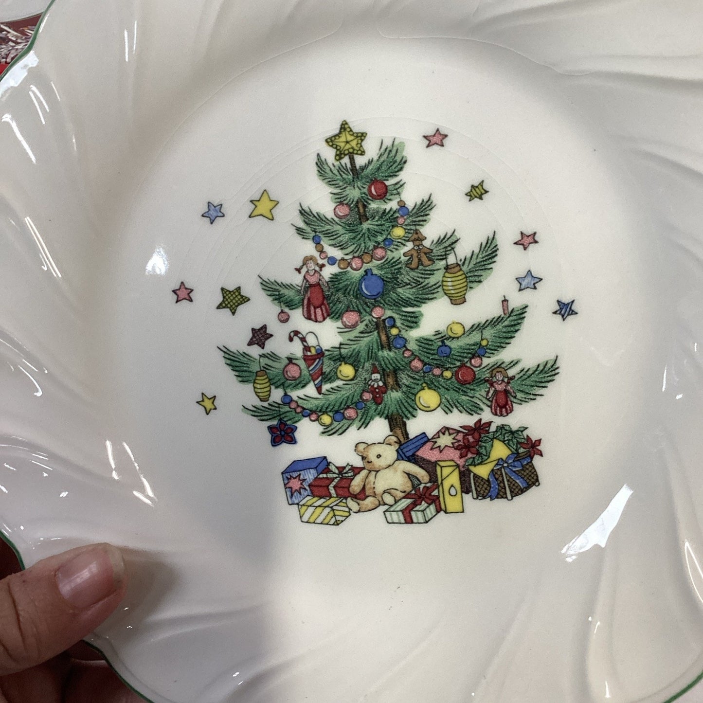 Set Of 8 Nikko Happy Holidays Salad/Dessert Plates Christmas 7 7/8" Green Trim