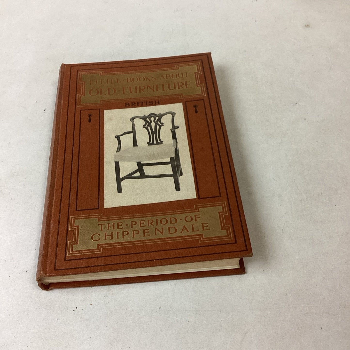 Set Of 3 - Little Book About Old Furniture - Illustrated