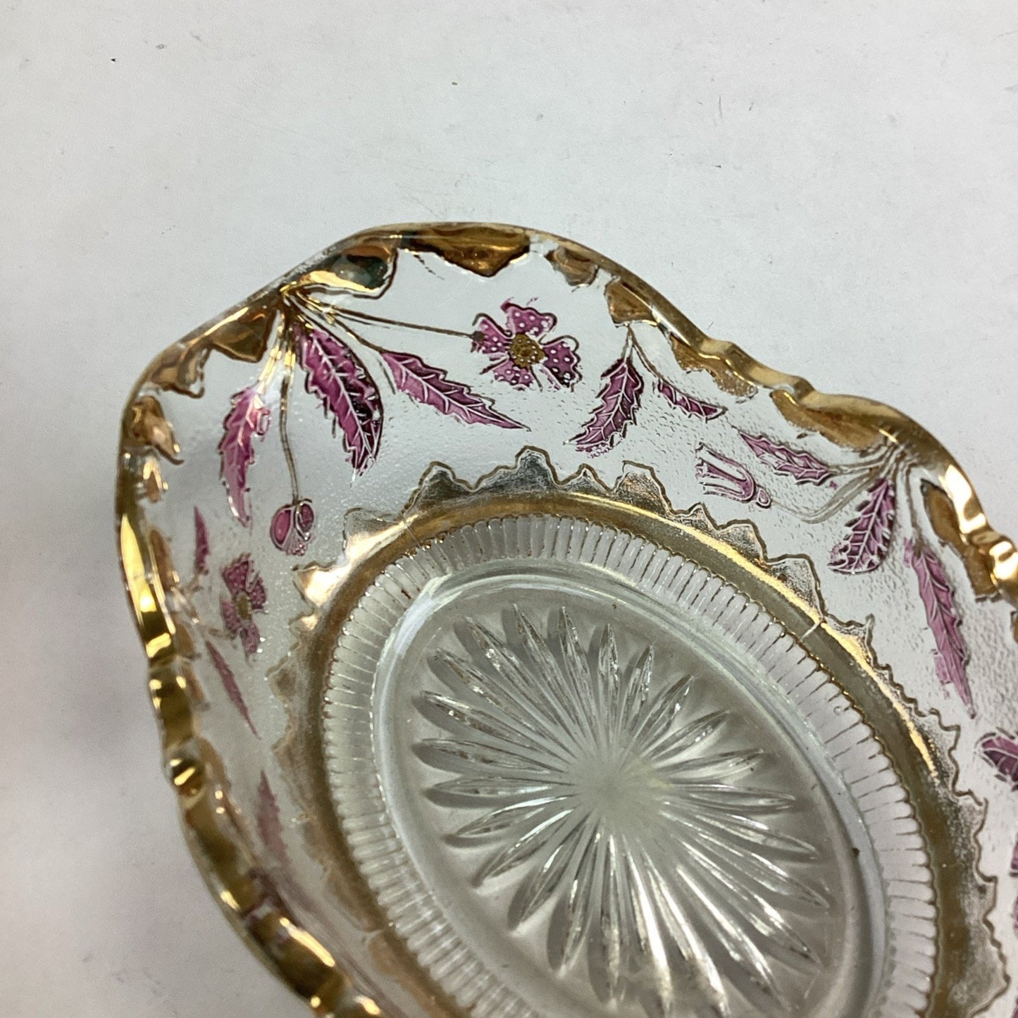 EAPG US Glass Co Rose Stain Delaware Pattern Master Berry Oval Bowl 5 5/8”