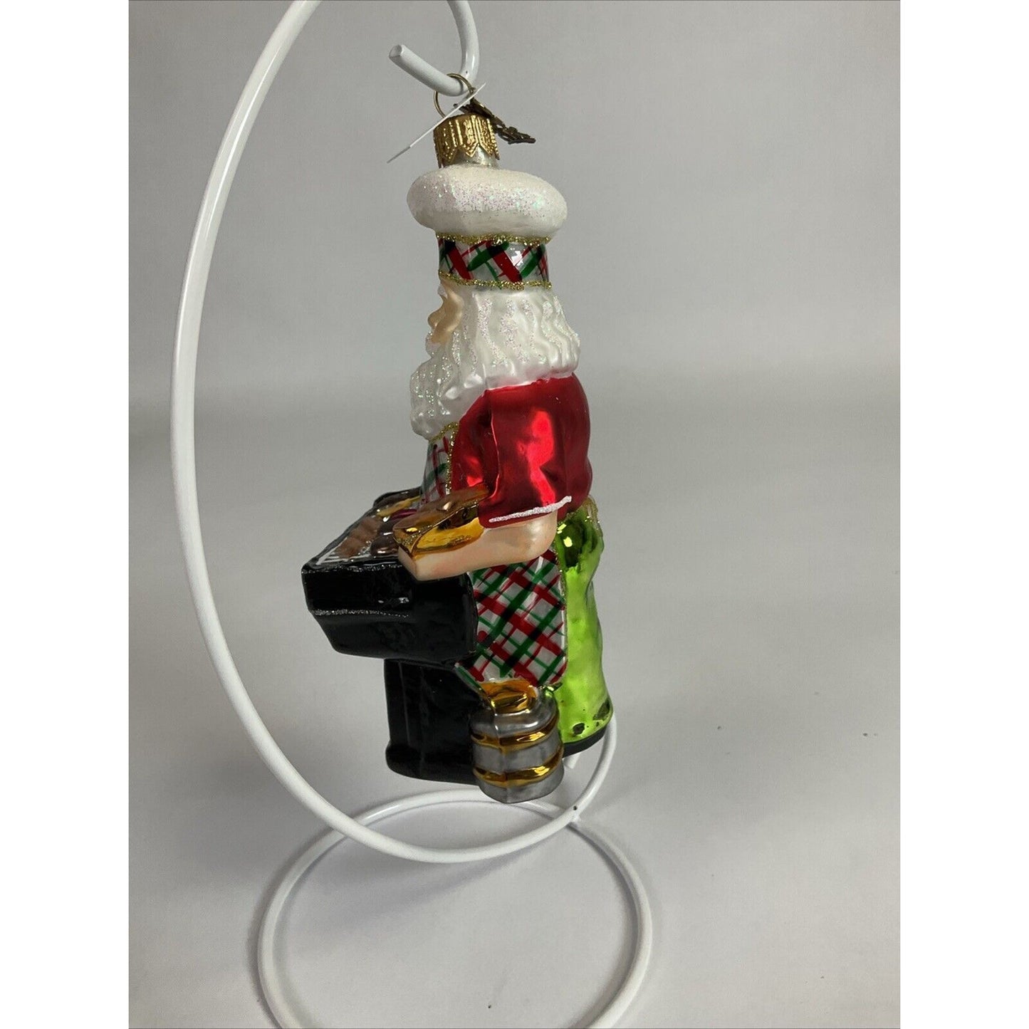 Santa’s BBQ Grill Glass Christmas Ornament European Glass 2016