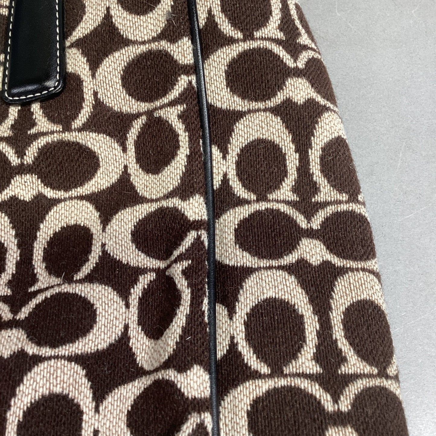 Coach Signature Shoulder Hand Bag #E0J-8131