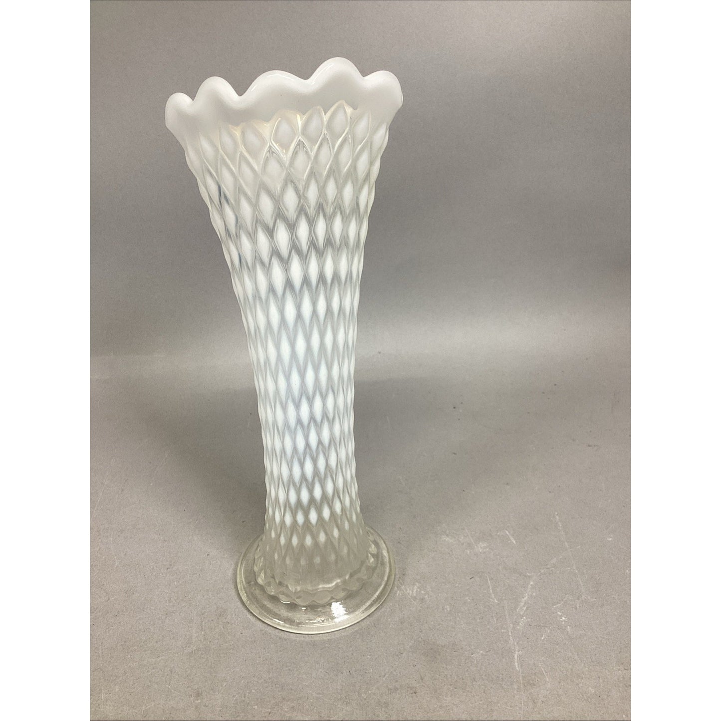 VTG Northwood Glass Diamond Point EAPG Ruffled Vase - Opalescent White - 11” H