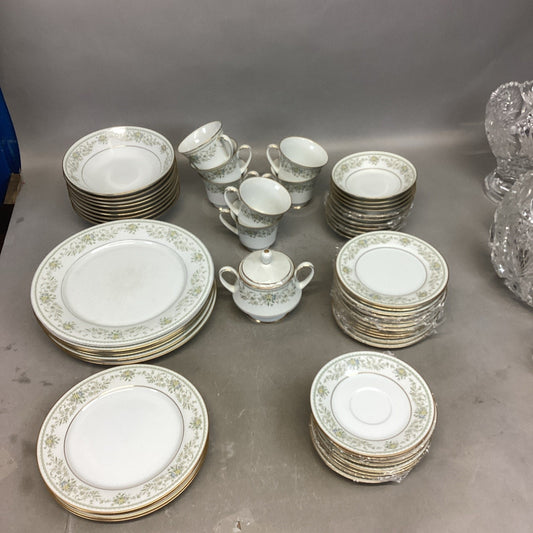 Set Of 58 Noritake Green Hill Fine China Set #2897 - Plates, Bowls, Cup/Saucers