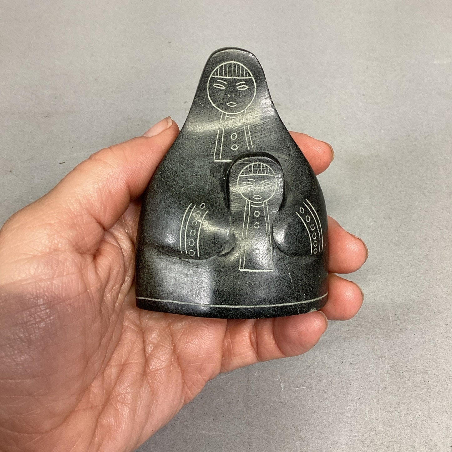 Vintage Russian Eskimo Inuit Mother Child Apt 603 Carved Soapstone Statue- 3.25”