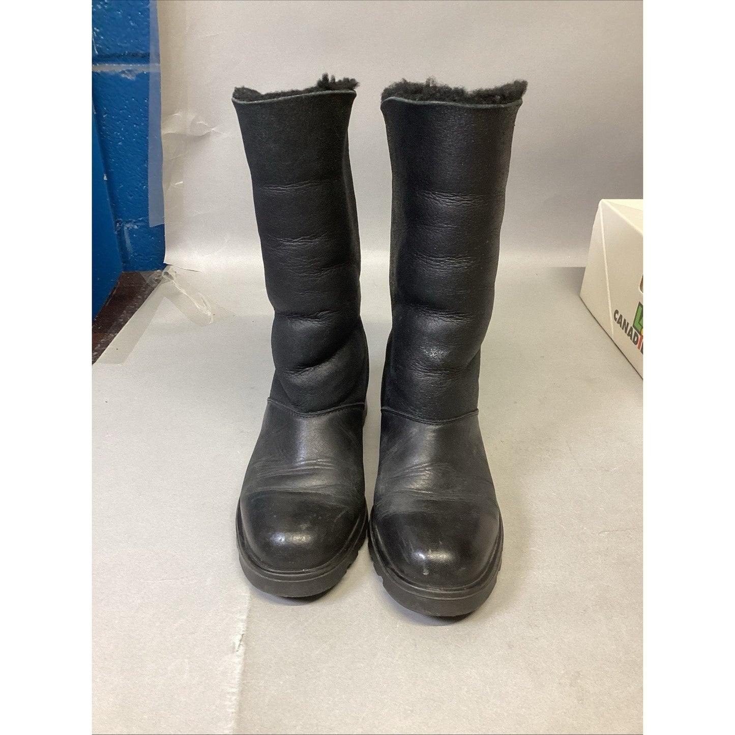 LA CANADIENNE Betty Black Genuine Shearling Fur Lined Mid Calf Boots - 8M