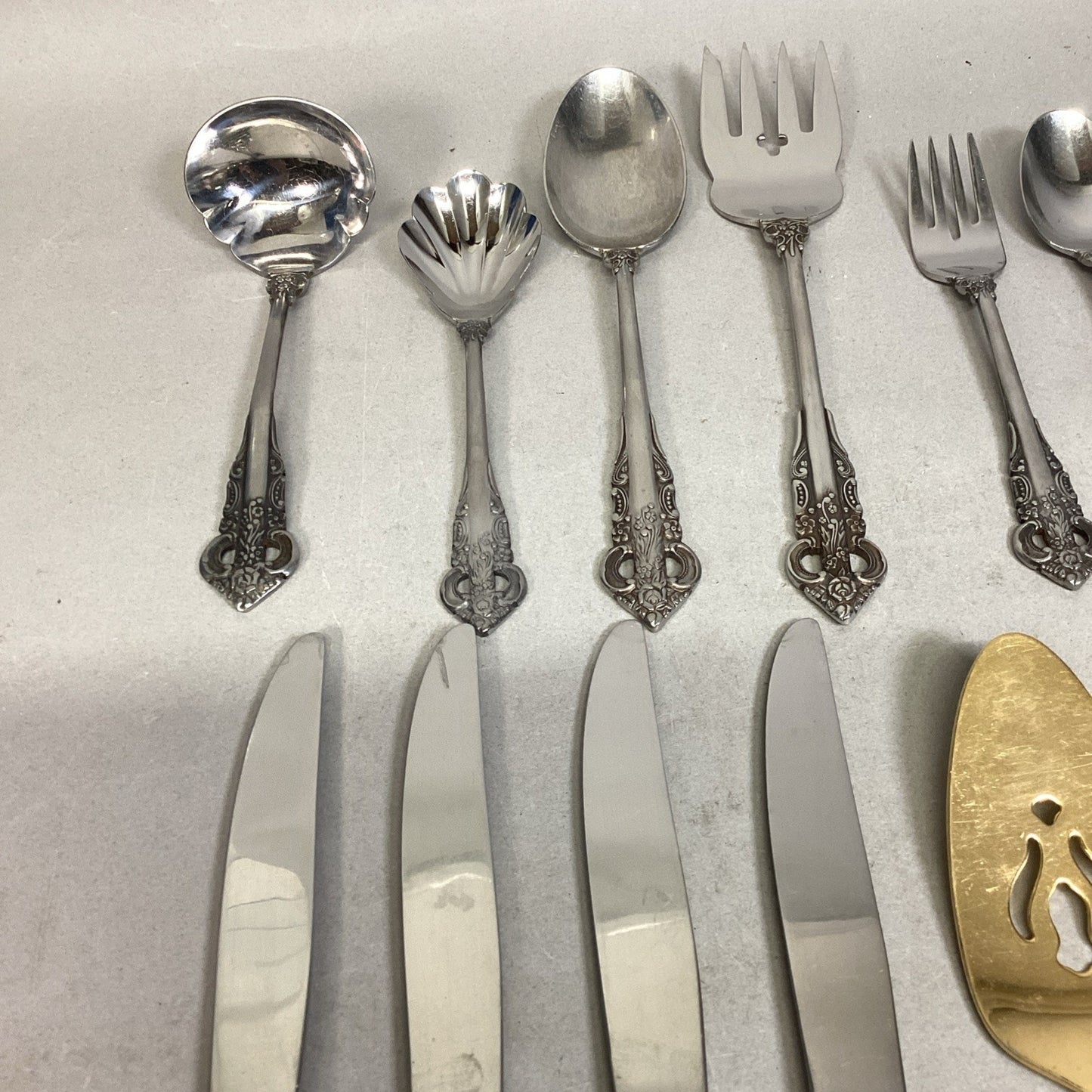 Stanley Robert’s Sir Mark Cutlery W/ White Orchid & Others Cutlery - Lot Of 20