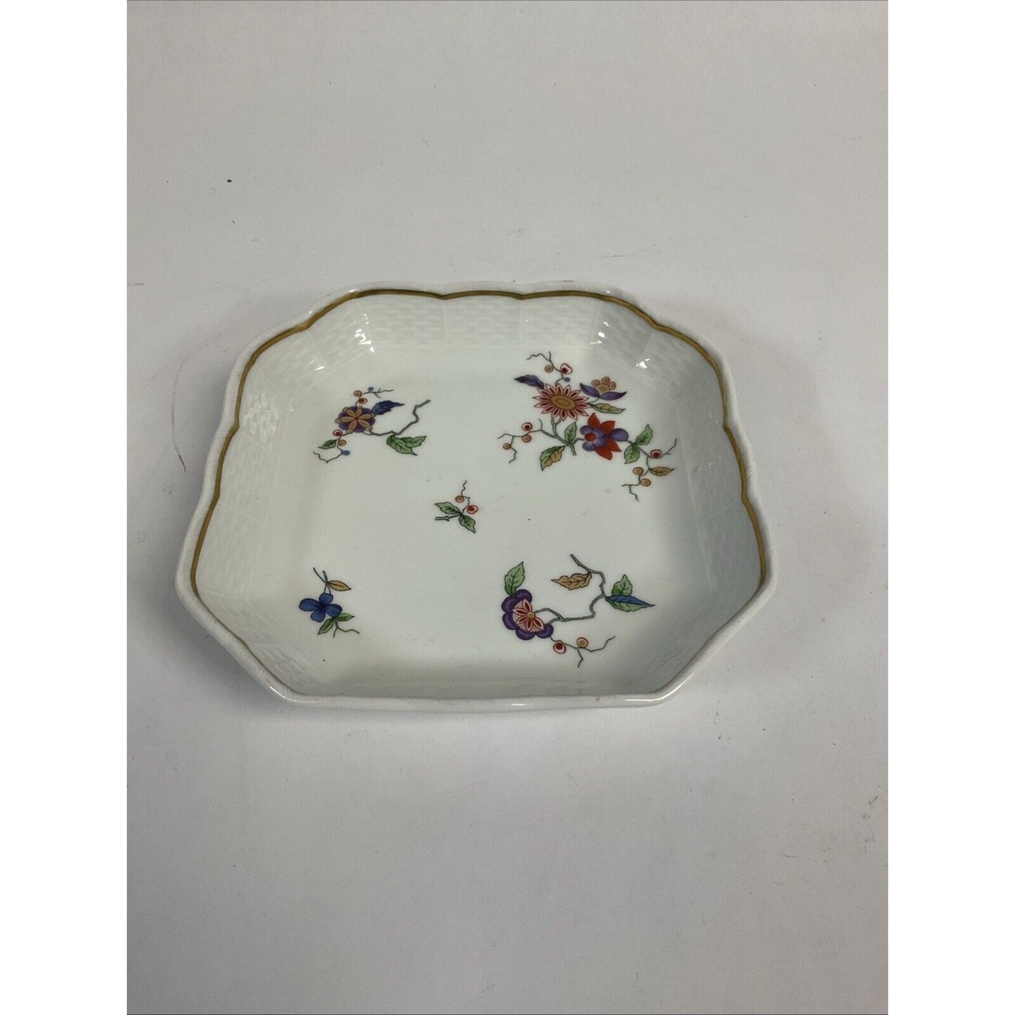 RICHARD GINORI Oriente 6 1/2" Porcelain Square Dish With Gold Band Made in Italy