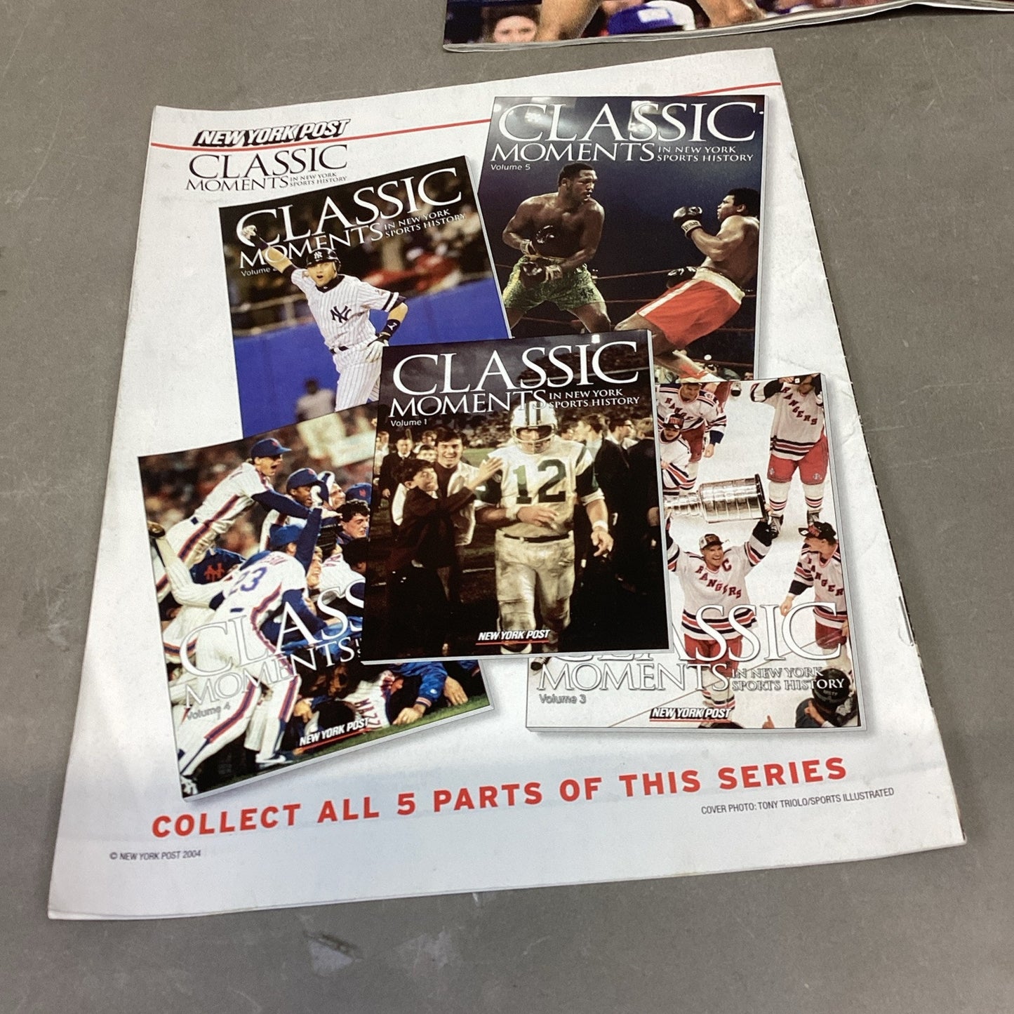 Lot Of 6 Sports Catalogs/Magazines - Bulls, Cubs, Boxing, Hockey, Football