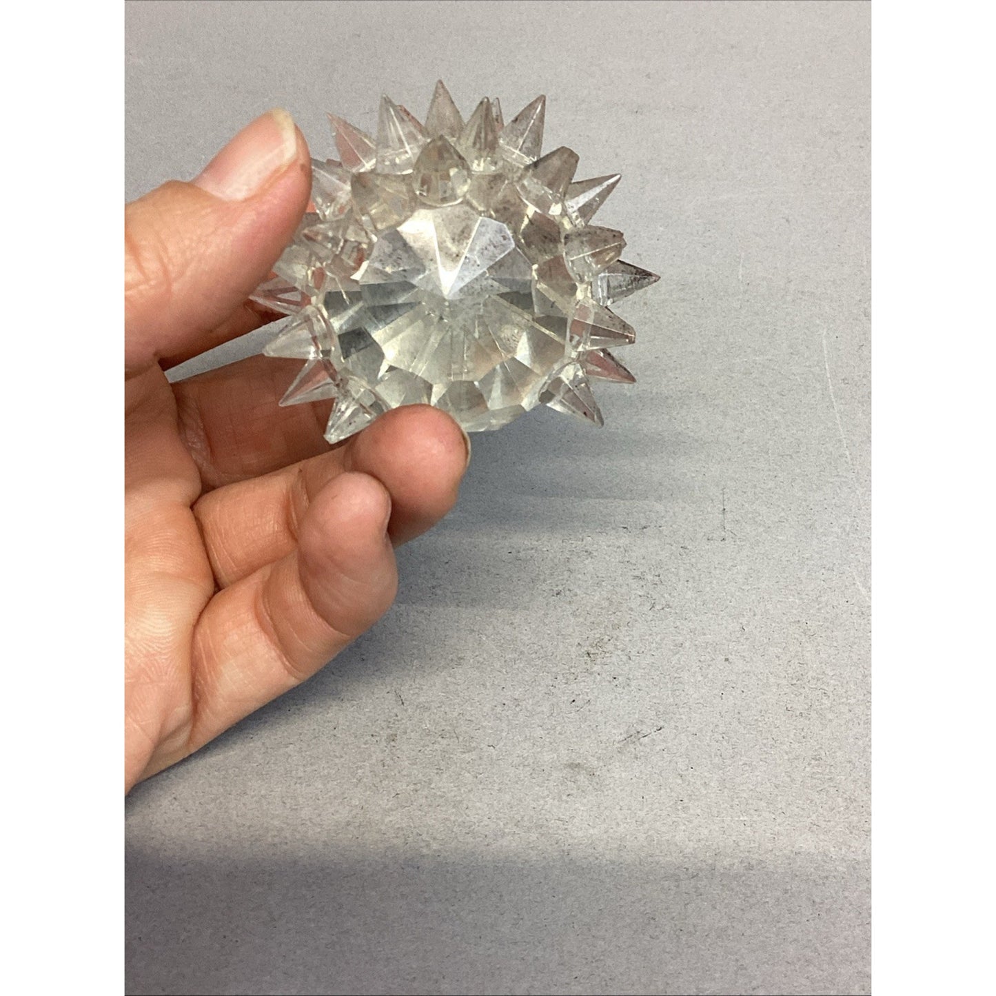 Set Of 4 Glass Porcupine Family Figurines - 2 Are Damaged