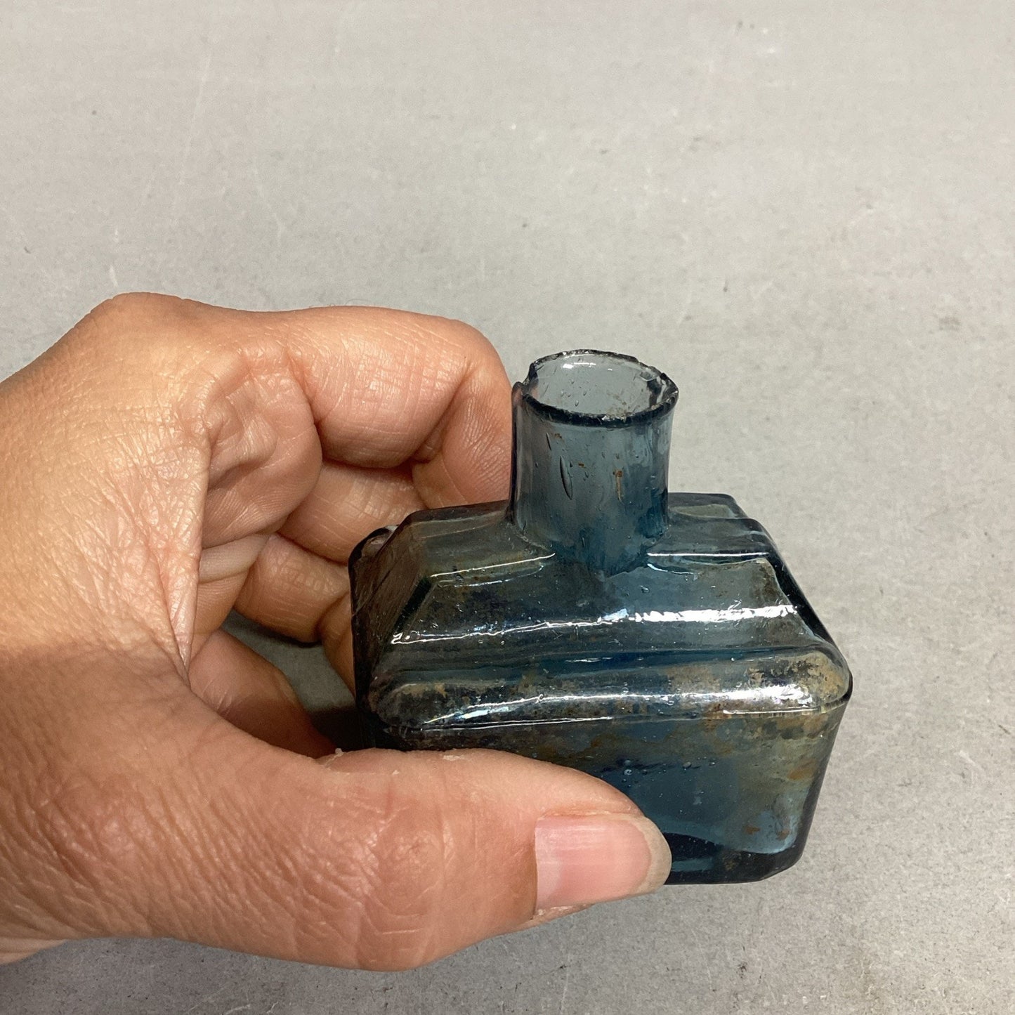 Antique Blue Burst Top Boat Glass Inkwell