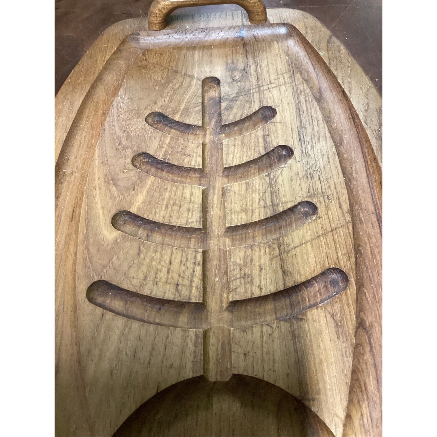 Goodwood Genuine Teak Fish Meat Footed Cutting Board With Handles - 19x13”