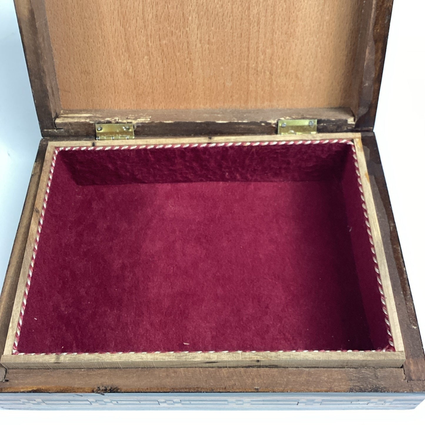 VINTAGE Mosaic Wooden Jewelry Hinged Trinket Box W/ Red Velvet Interior - 7.75”L