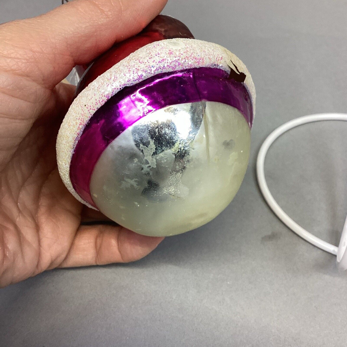 Radko HERITAGE African American SANTA Roly Poly Ornament 90-072-0 - Damaged