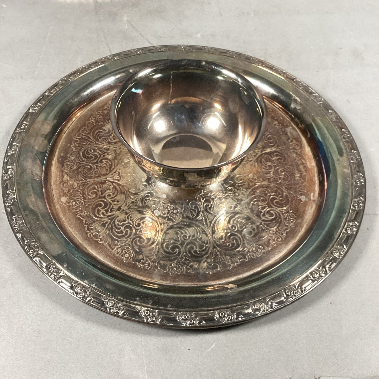 Set Of Vintage Silver Plated Serving Dishes Trays
