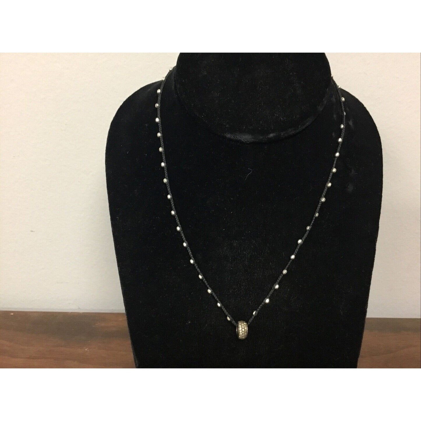 Collar Necklace With Silver Bead Pendant
