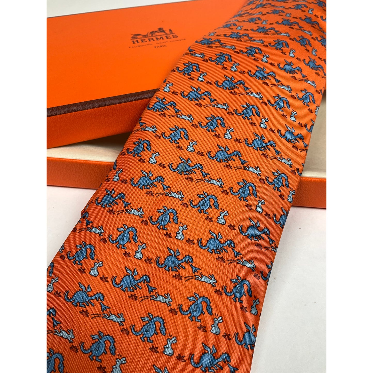 Men’s Hermès Fire Breathing Dragon Tie REF: 5607 MA | No Box